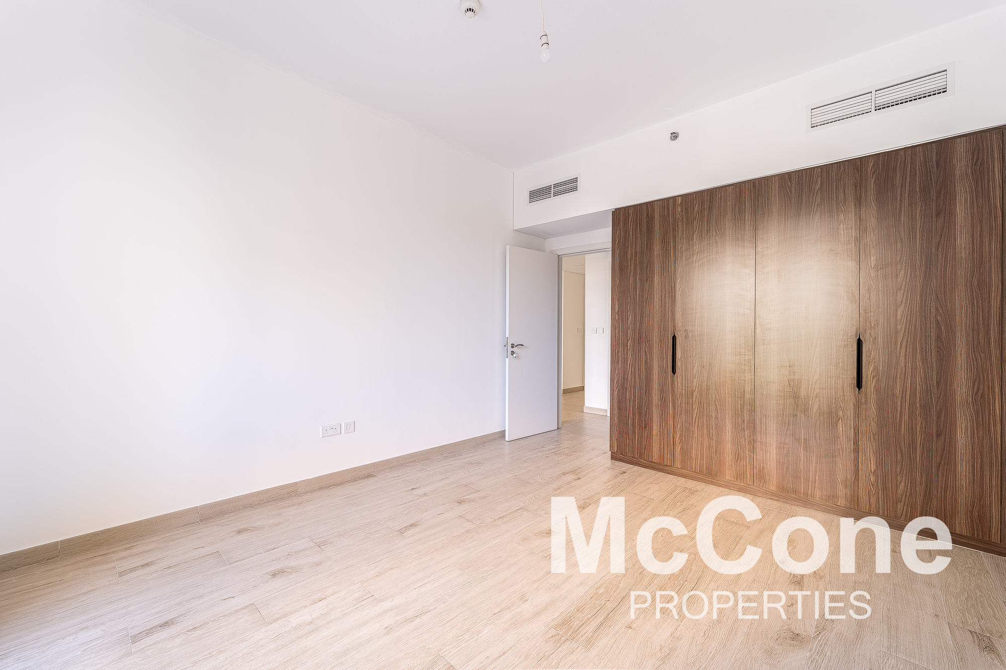 1 Bedroom Apartment for Rent in Asayel 2, Umm Suqeim — photo 5 of 12