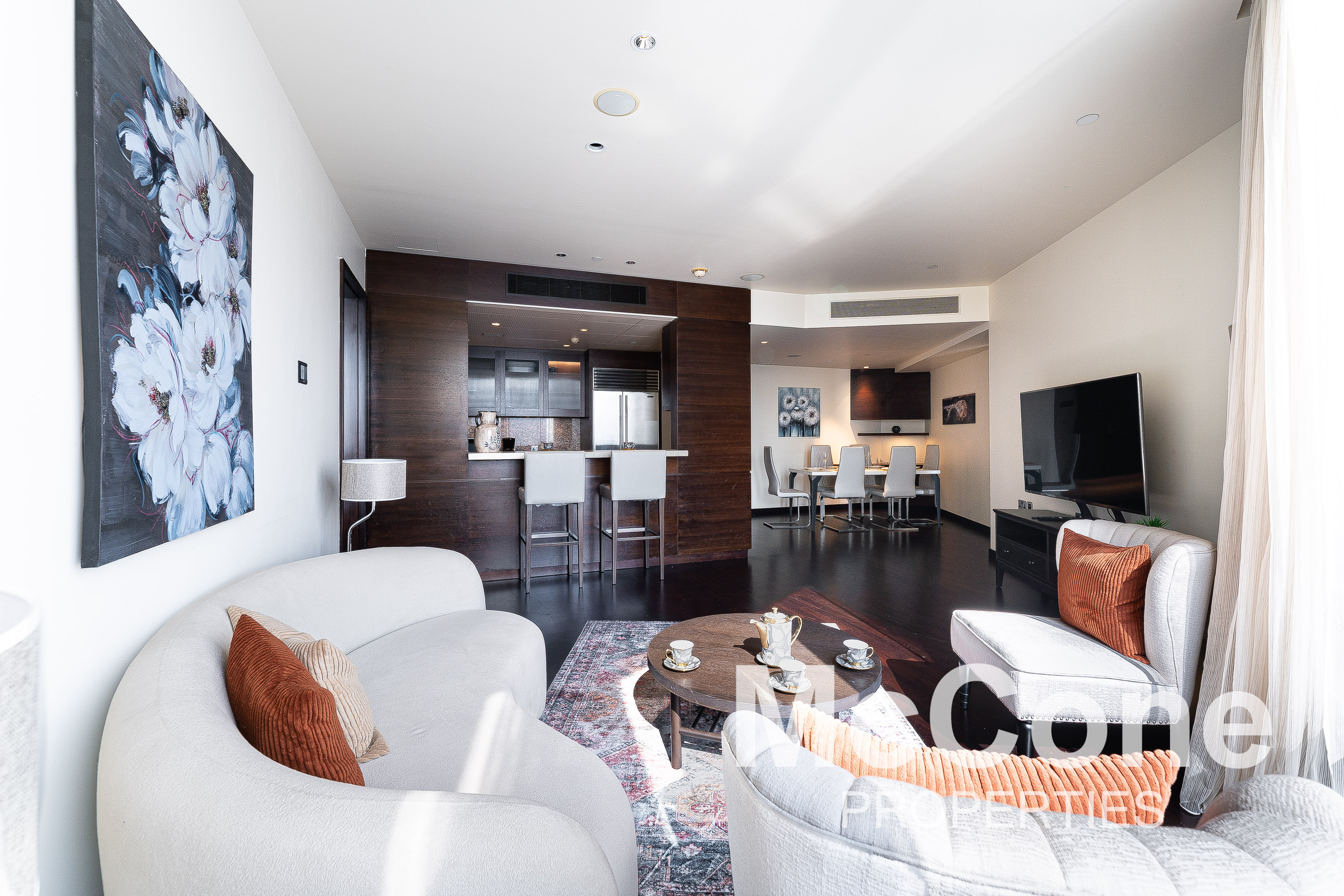 2 Bedroom Apartment for Rent in Burj Khalifa, Downtown Dubai — photo 2 of 17
