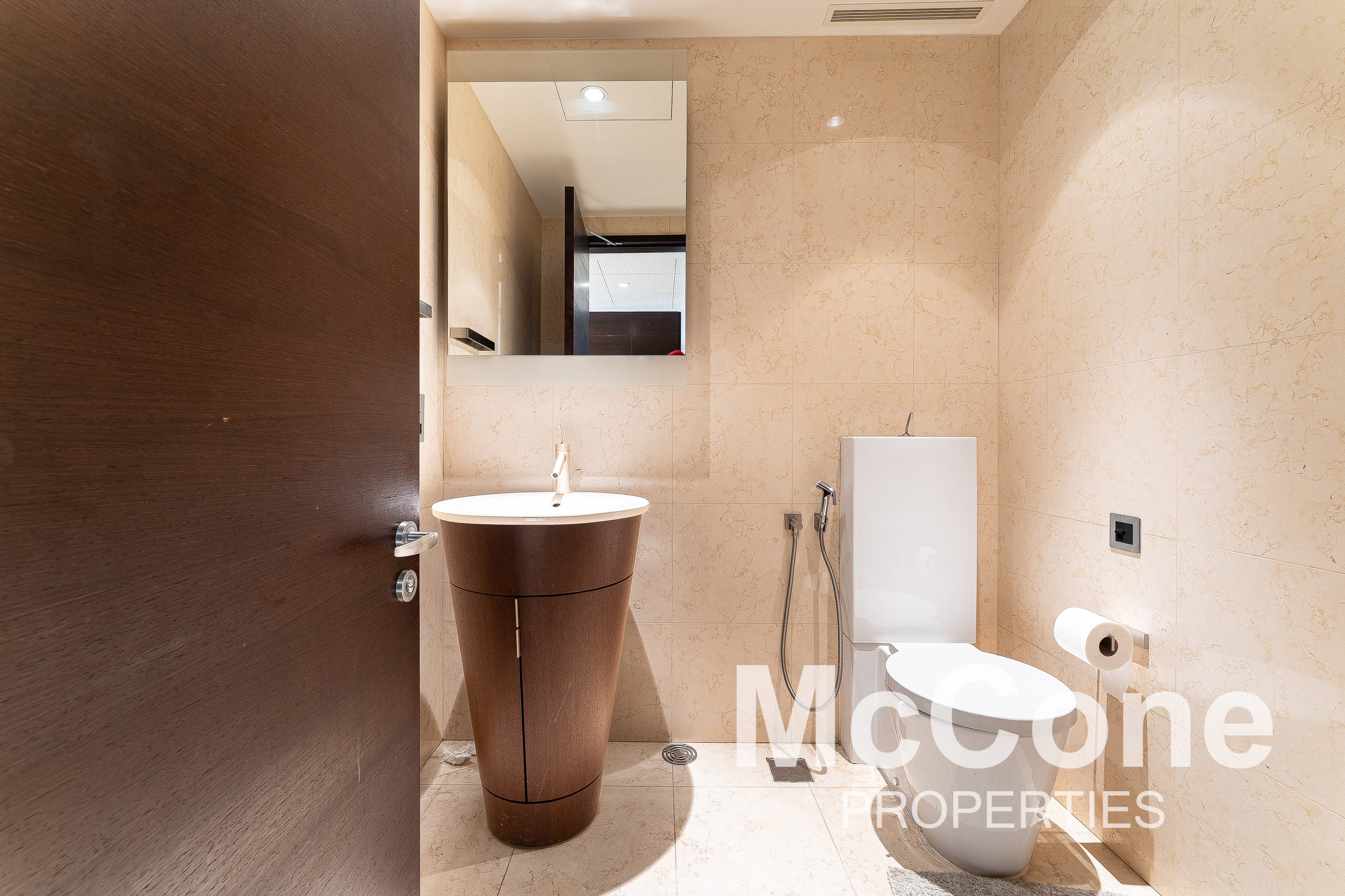2 Bedroom Apartment for Rent in Burj Khalifa, Downtown Dubai — photograph 11 of 17