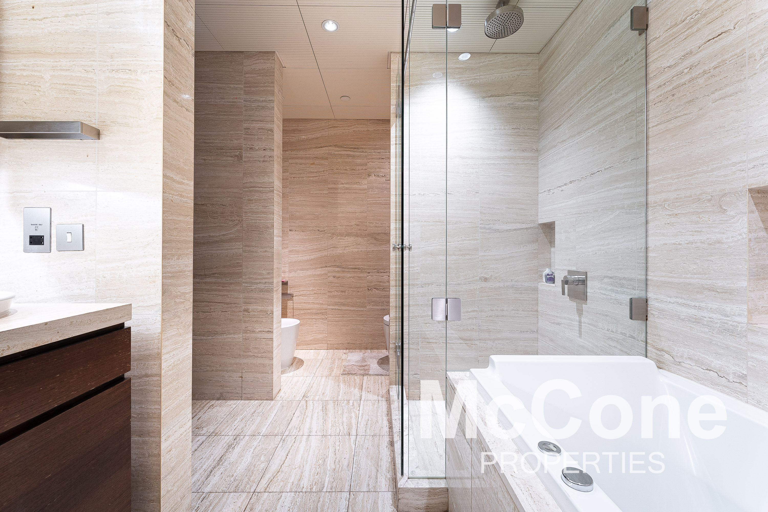 2 Bedroom Apartment for Rent in Burj Khalifa, Downtown Dubai — photograph 15 of 17