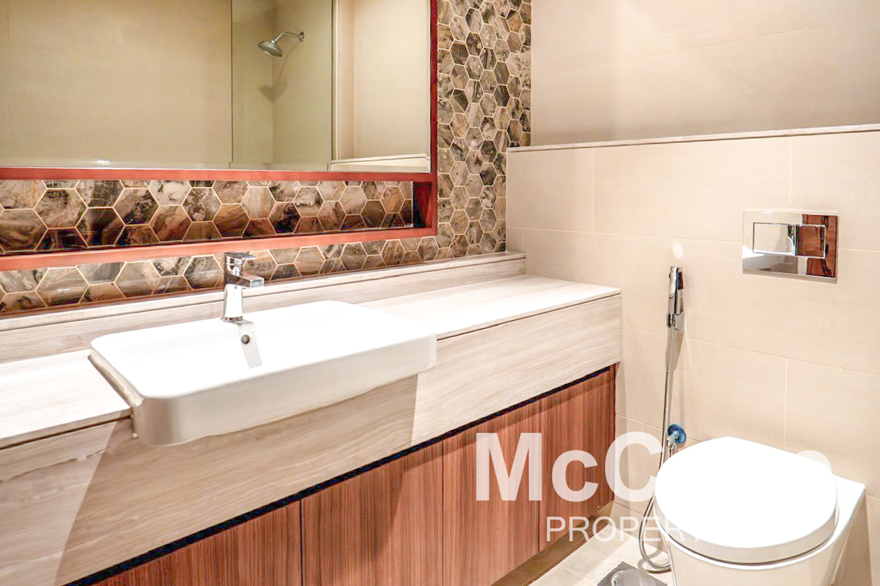 2 Bedroom Apartment for Rent in Imperial Avenue, Downtown Dubai — photograph 11 of 17