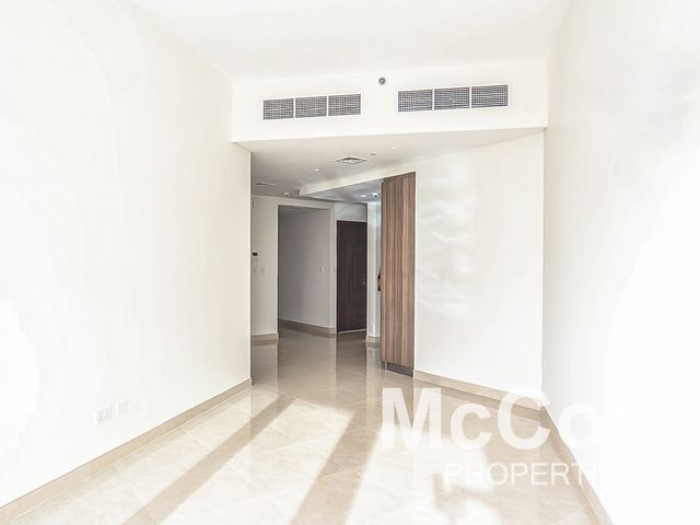 2 Bedroom Apartment for Rent in Imperial Avenue, Downtown Dubai