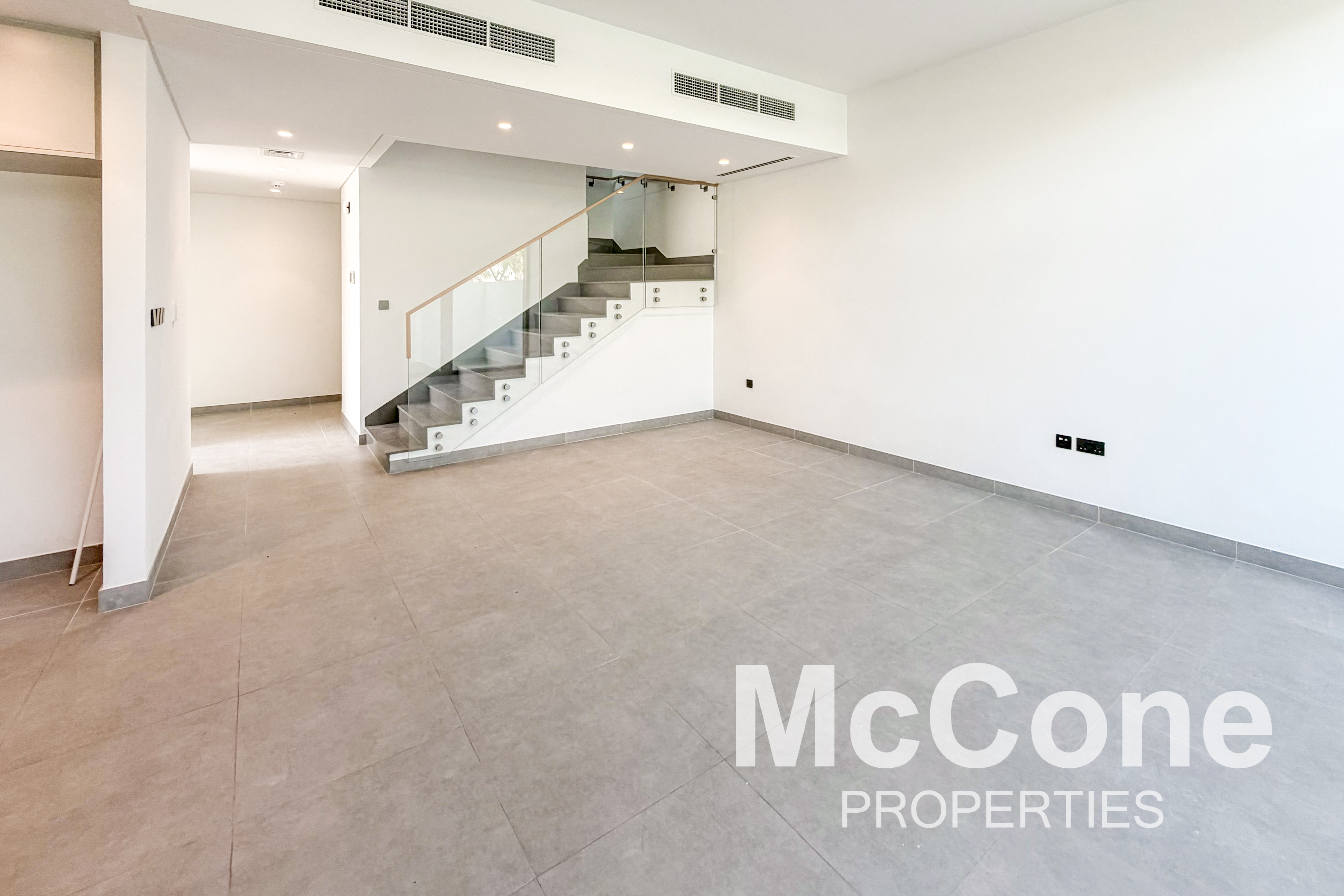 4 Bedroom Townhouse for Rent in Ruba, Arabian Ranches 3 — photo 2 of 19