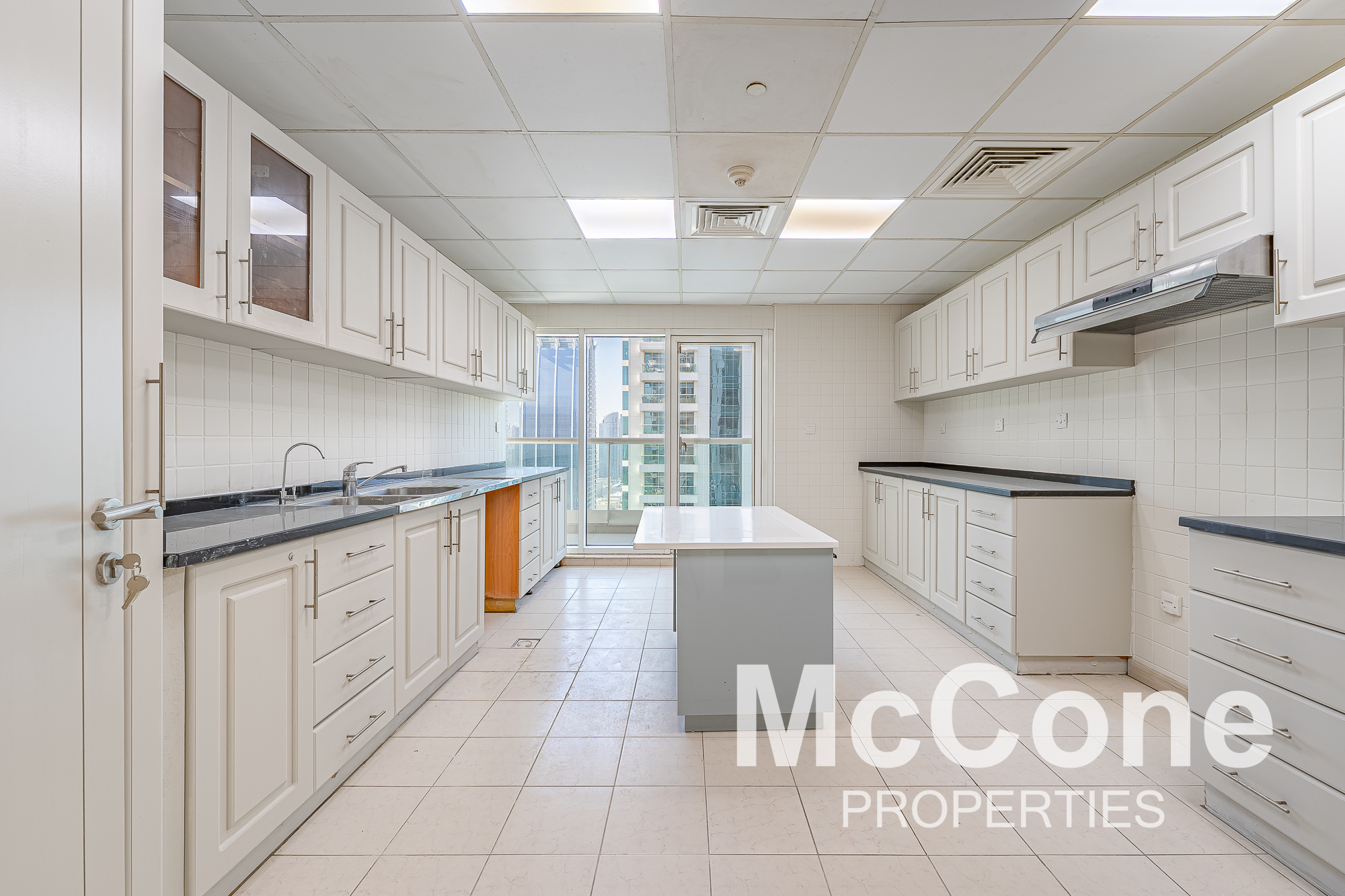 3 Bedroom Apartment for Rent in Tamweel Tower, Jumeirah Lake Towers — photo 6 of 21