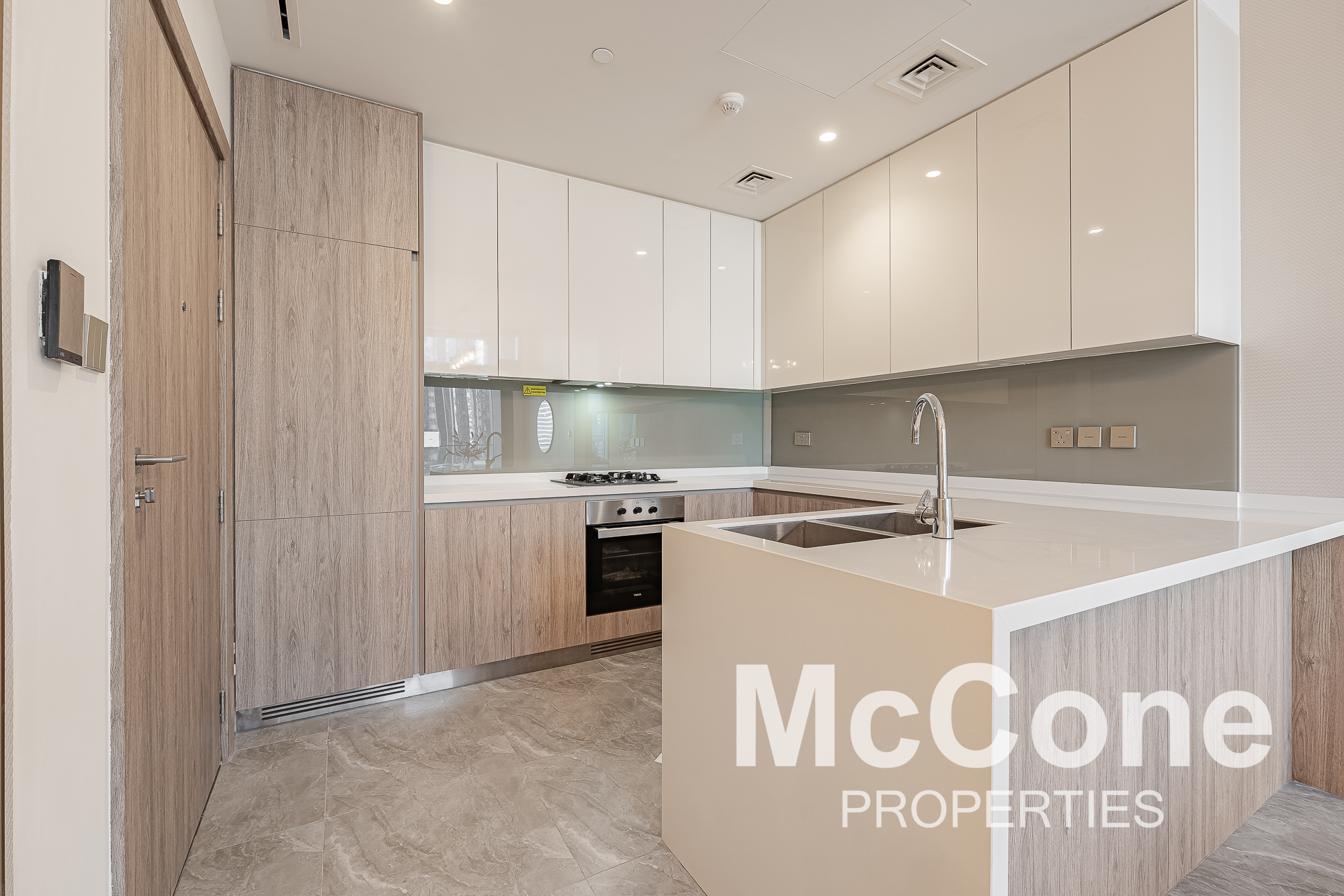 2 Bedroom Apartment for Rent in Peninsula One, Business Bay — photo 2 of 14