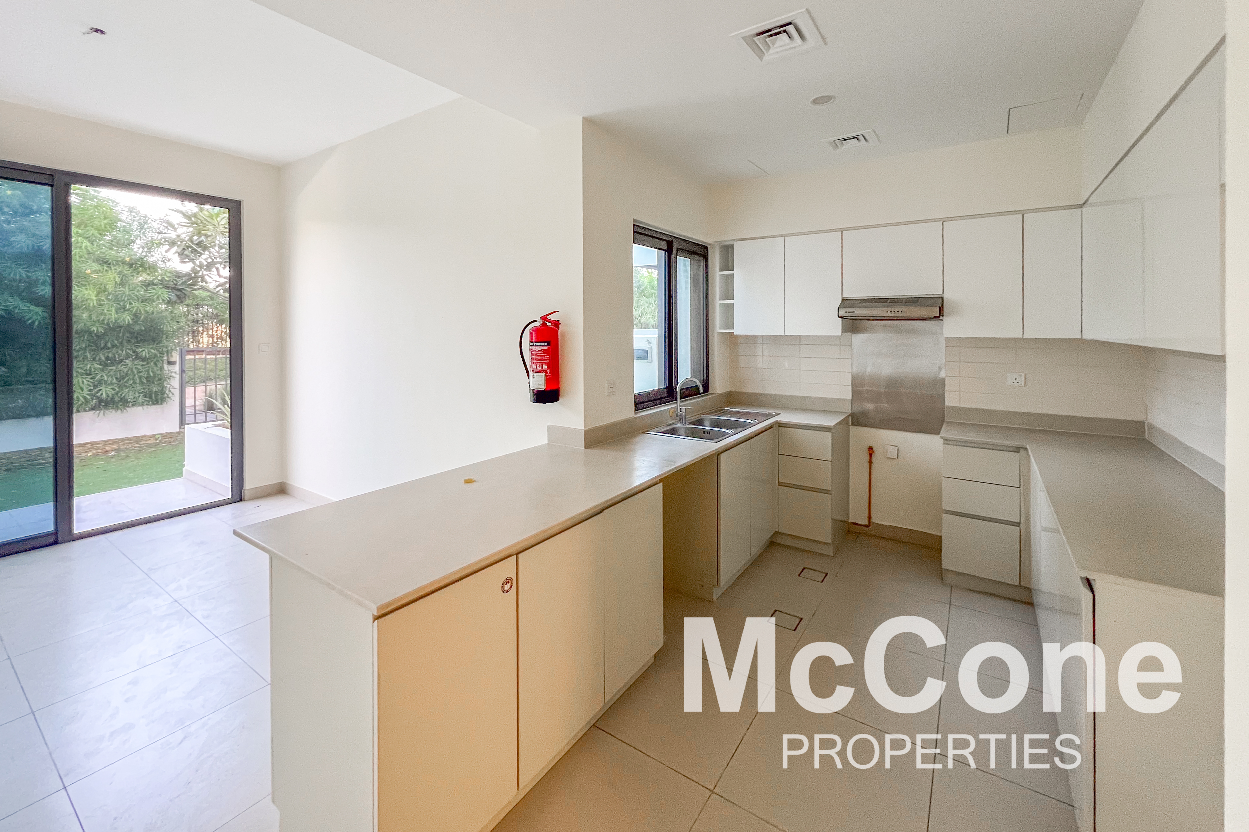4 Bedroom Villa for Rent in Maple 3, Dubai Hills Estate — photo 5 of 15