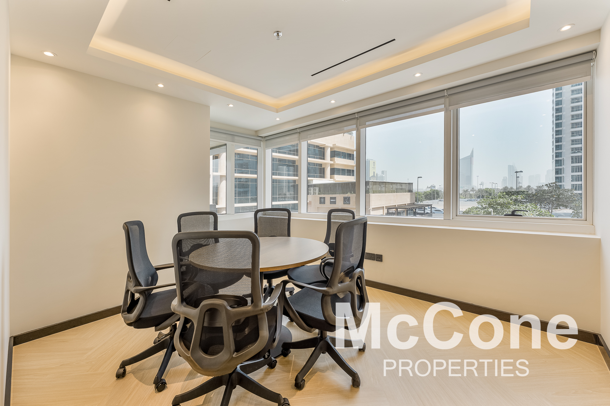 Office for Rent in One Lake Plaza, Jumeirah Lake Towers — photograph 11 of 18