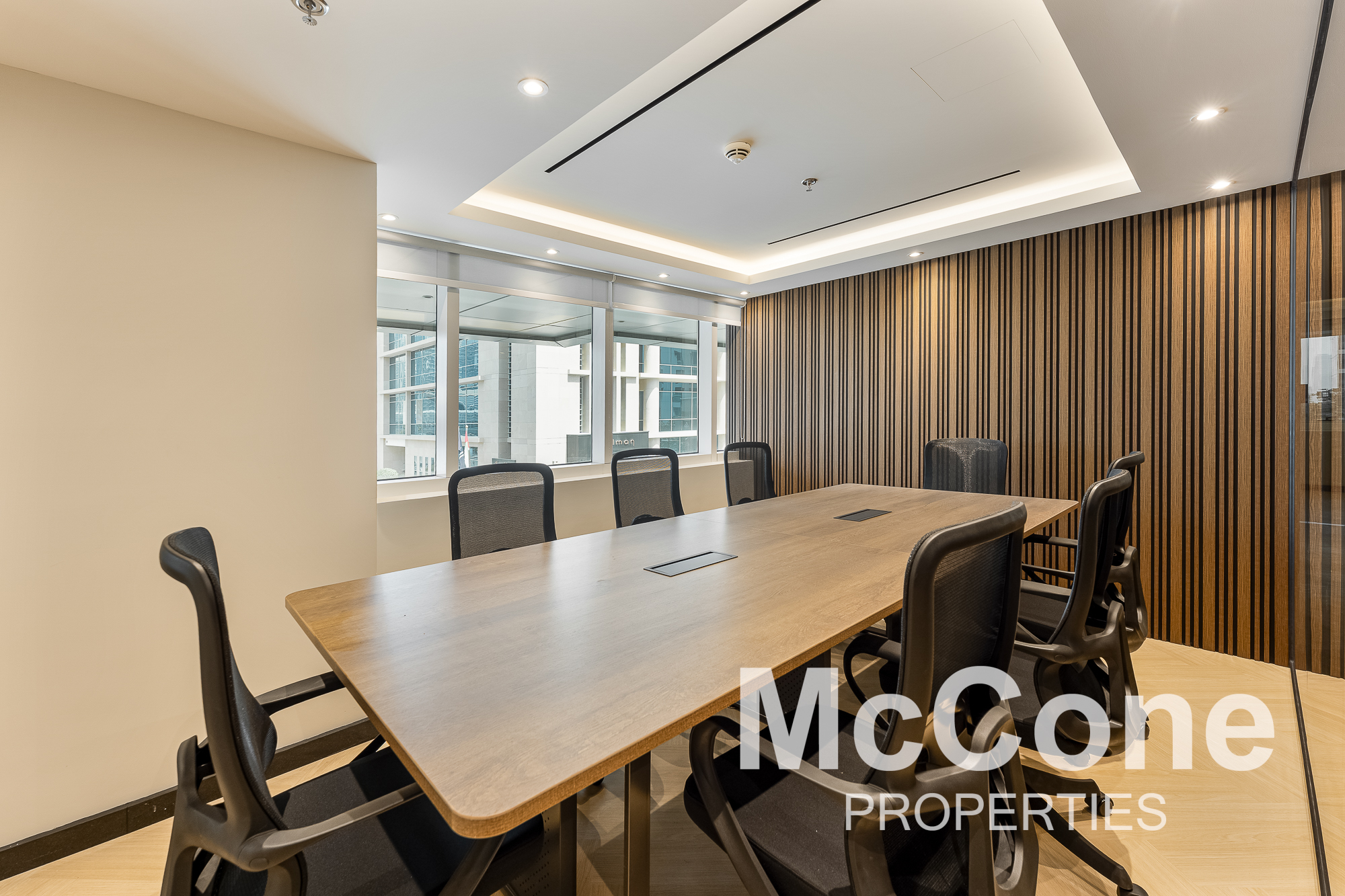 Office for Rent in One Lake Plaza, Jumeirah Lake Towers — photograph 10 of 18