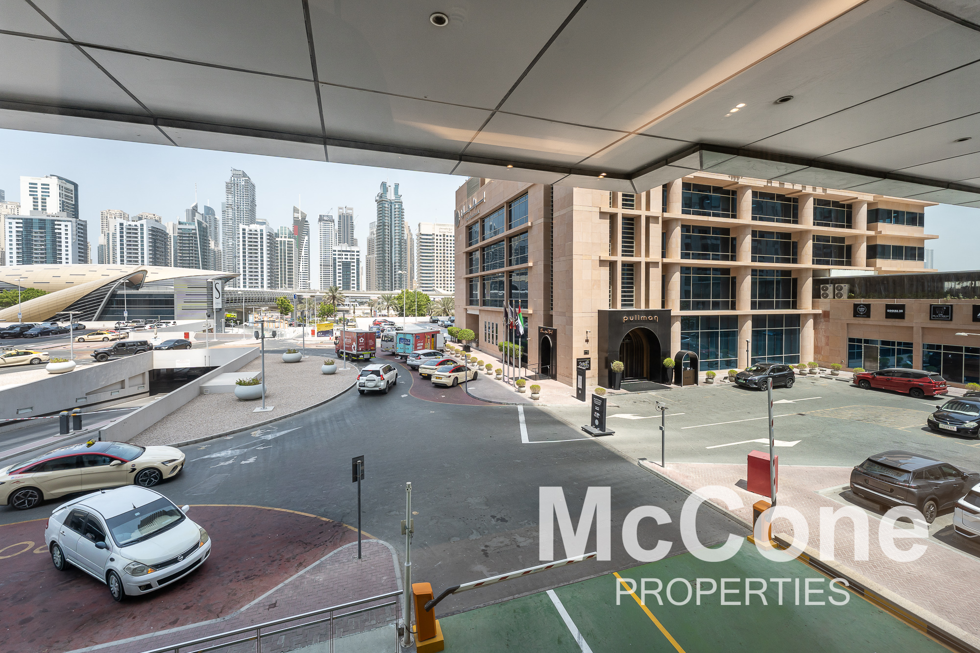 Office for Rent in One Lake Plaza, Jumeirah Lake Towers — photograph 17 of 18
