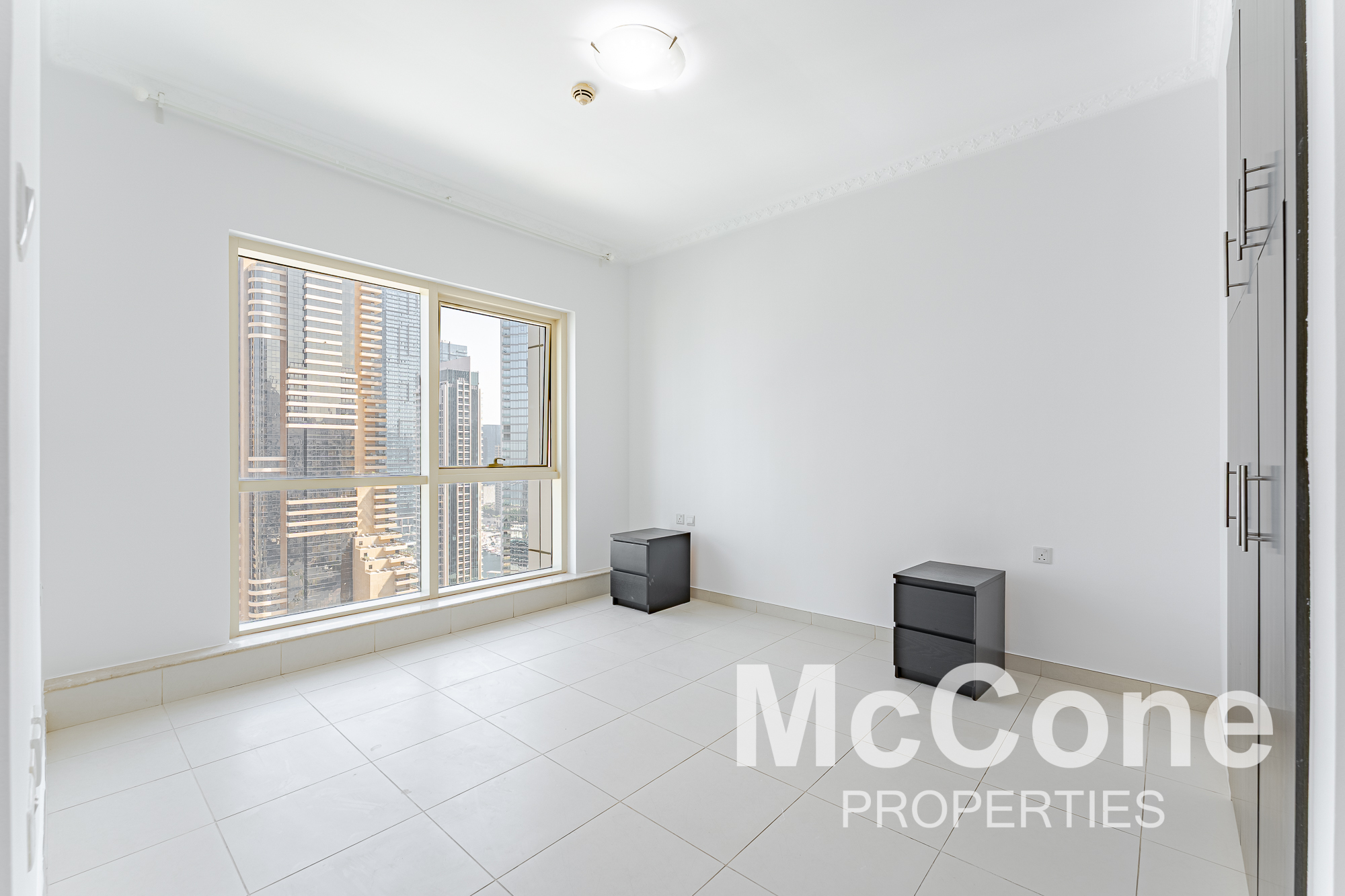 2 Bedroom Apartment for Rent in The Royal Oceanic, Dubai Marina — photograph 13 of 20
