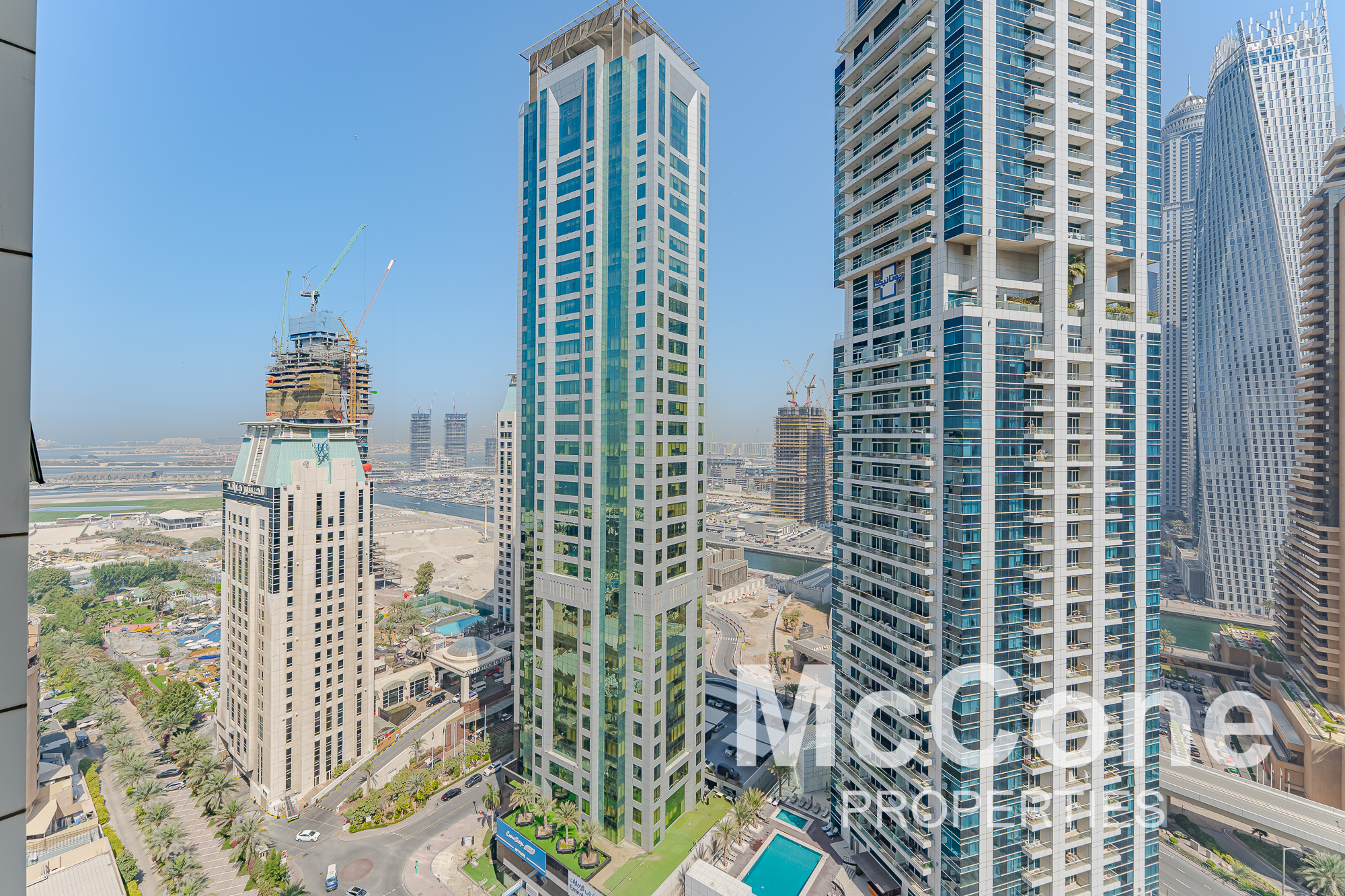 2 Bedroom Apartment for Rent in The Royal Oceanic, Dubai Marina — photograph 19 of 20