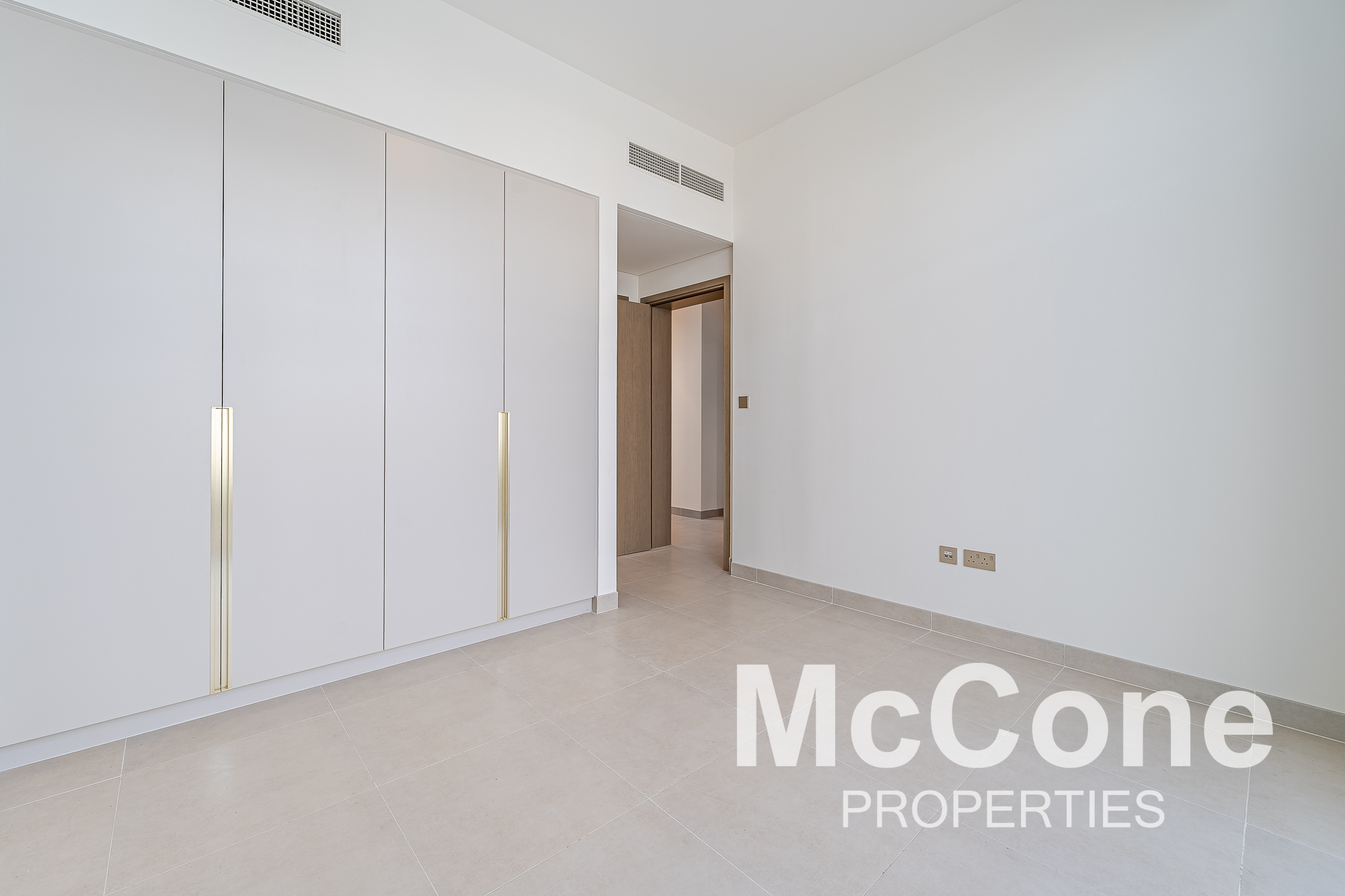 4 Bedroom Villa for Rent in Elie Saab 1, Arabian Ranches 3 — photo 6 of 29