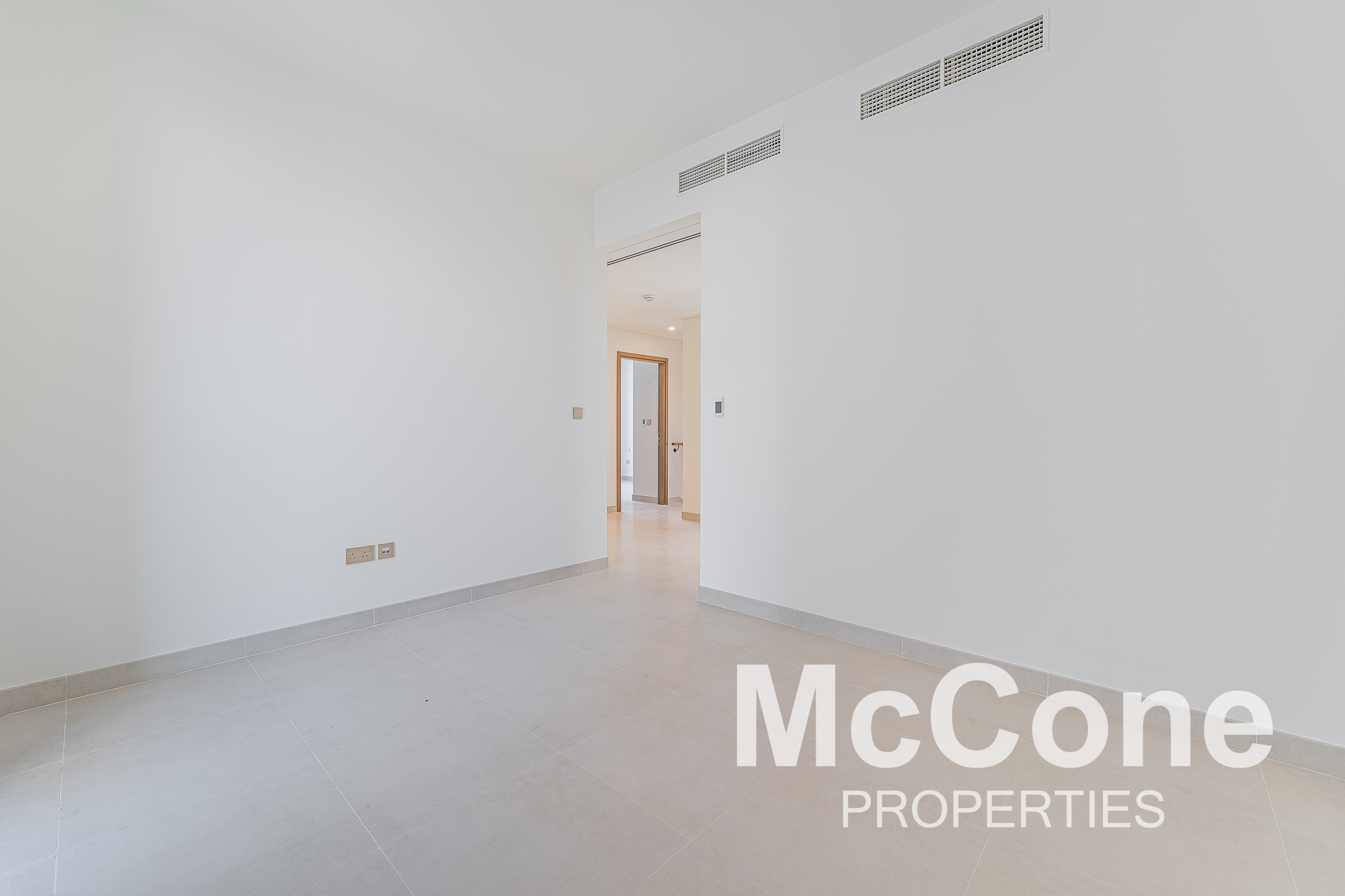 4 Bedroom Villa for Rent in Elie Saab 1, Arabian Ranches 3 — photo 7 of 29