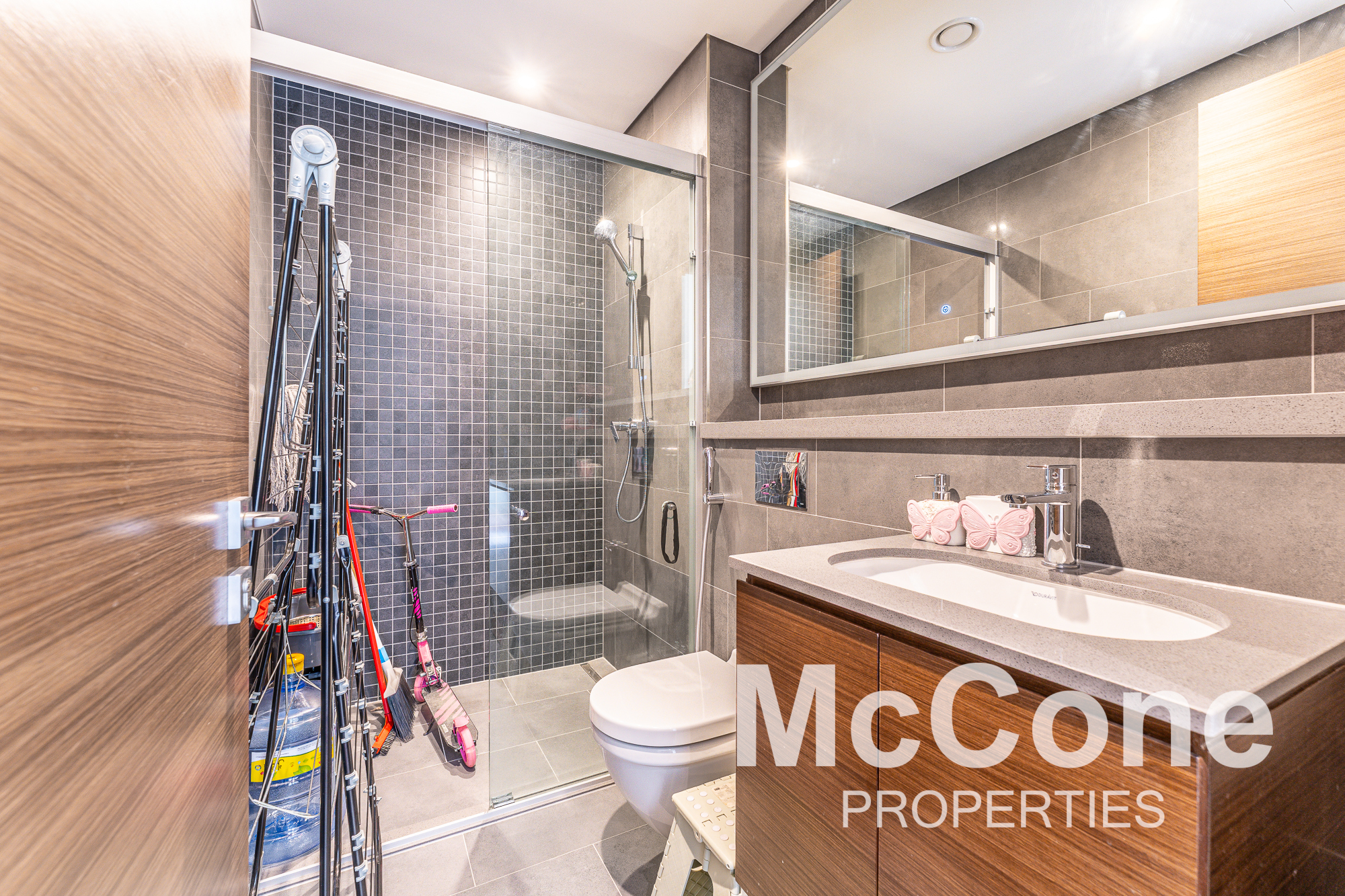2 Bedroom Apartment for Rent in The Crest Tower C, Mohammed Bin Rashid City — photograph 11 of 18