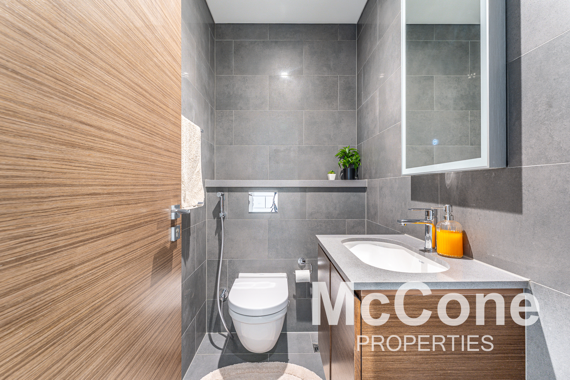 2 Bedroom Apartment for Rent in The Crest Tower C, Mohammed Bin Rashid City — photograph 13 of 18