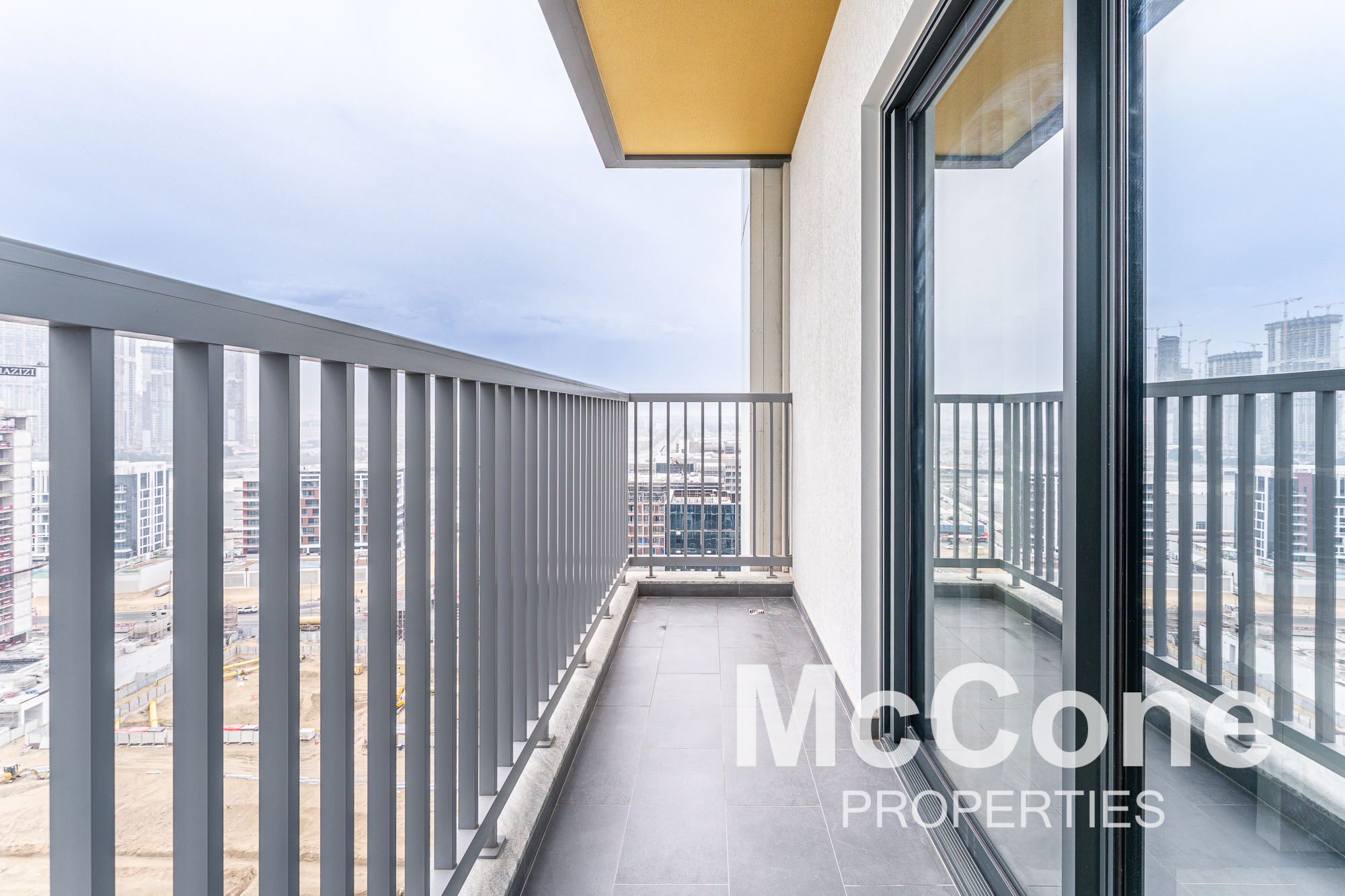 2 Bedroom Apartment for Rent in The Crest Tower C, Mohammed Bin Rashid City — photograph 15 of 18