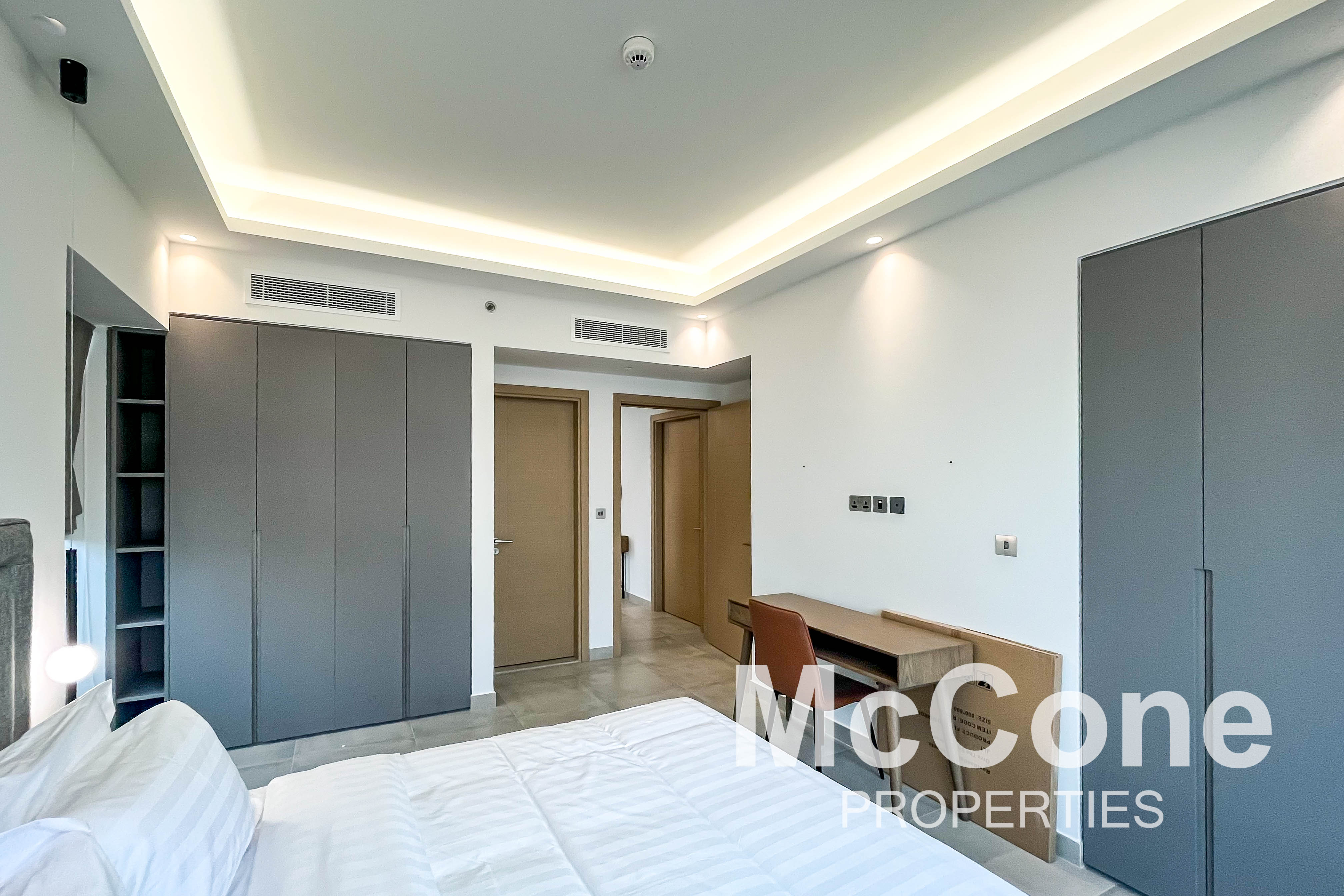 2 Bedroom Apartment for Rent in Orra The Embankment Tower 1, Jumeirah Lake Towers — photograph 12 of 26