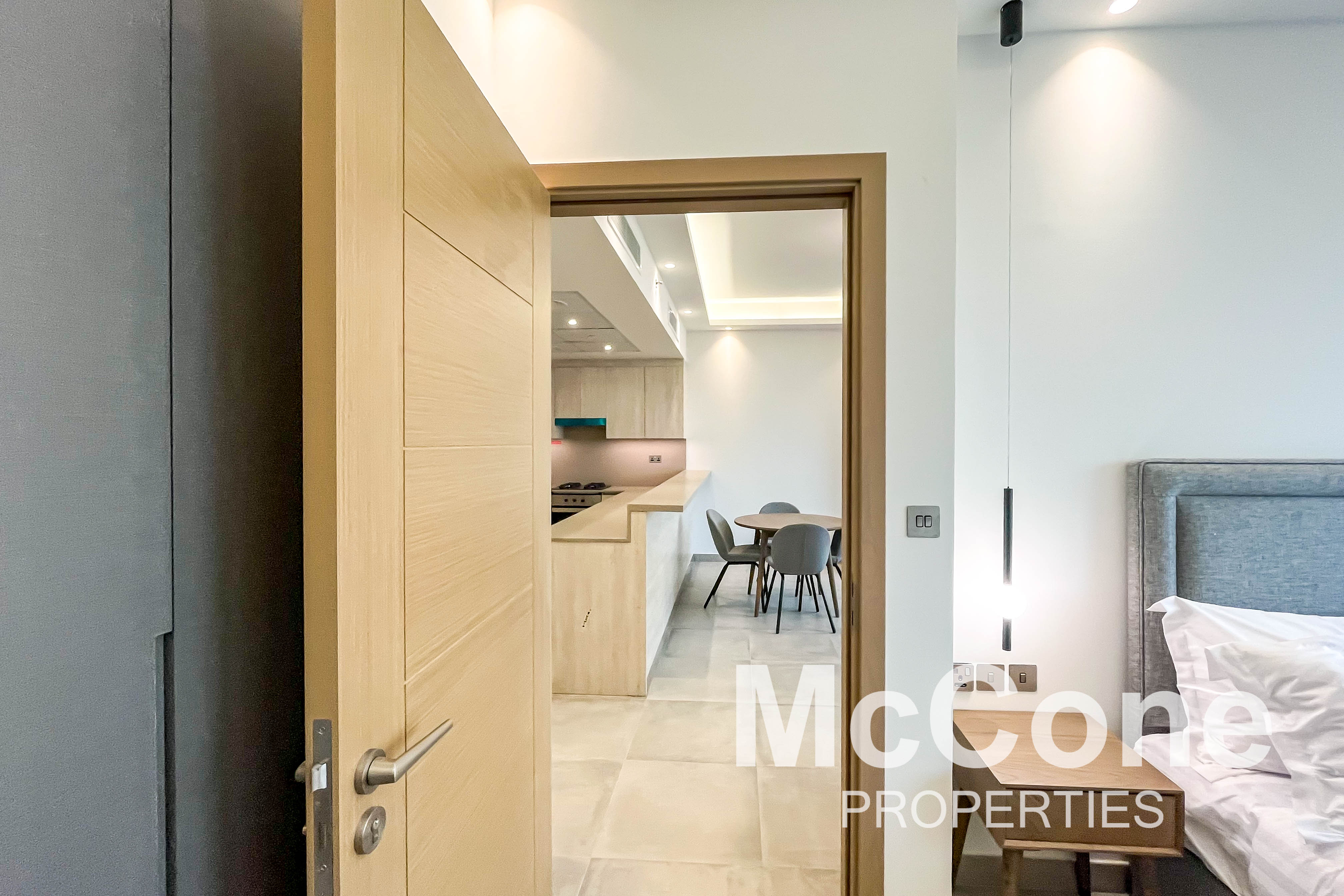 2 Bedroom Apartment for Rent in Orra The Embankment Tower 1, Jumeirah Lake Towers — photograph 14 of 26