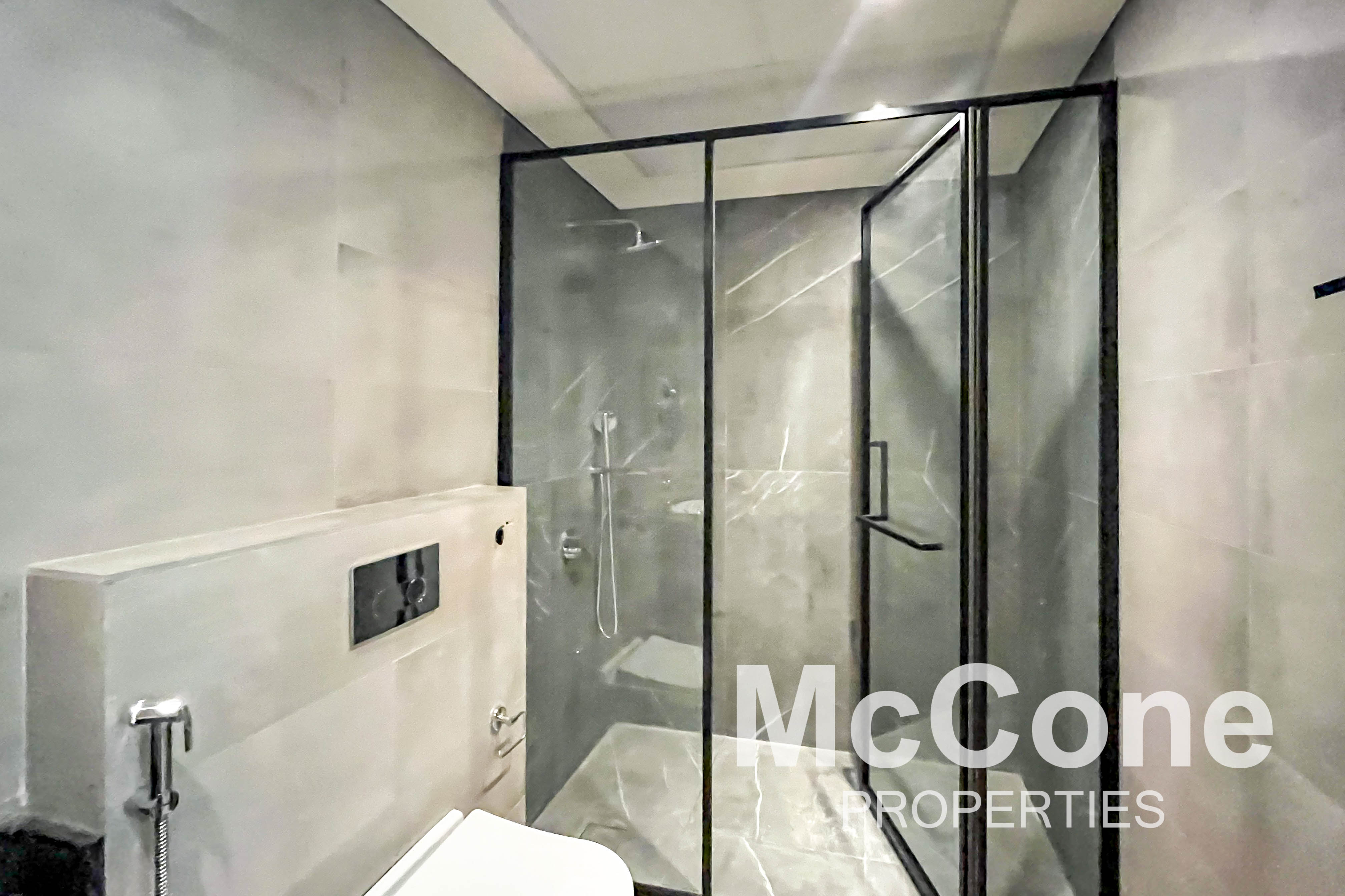 2 Bedroom Apartment for Rent in Orra The Embankment Tower 1, Jumeirah Lake Towers — photograph 24 of 26