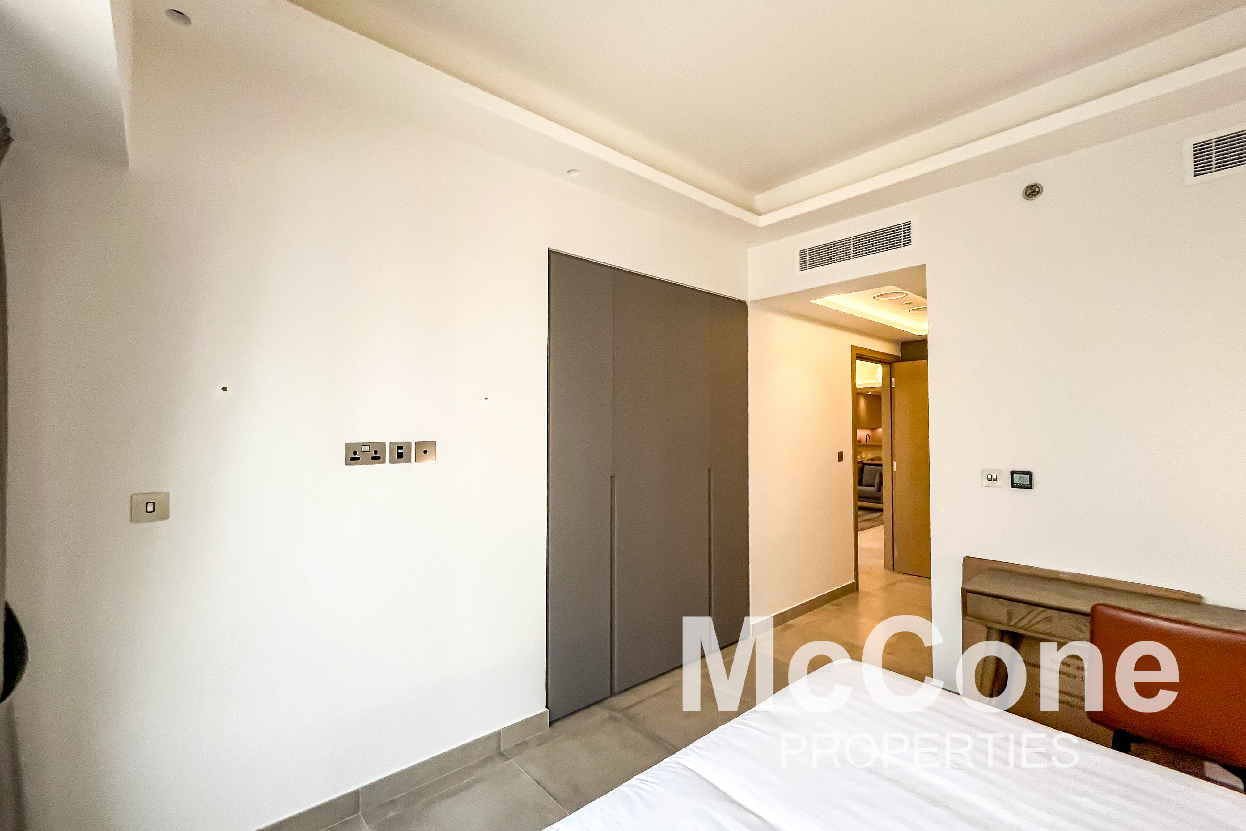 2 Bedroom Apartment for Rent in Orra The Embankment Tower 1, Jumeirah Lake Towers — photograph 10 of 26