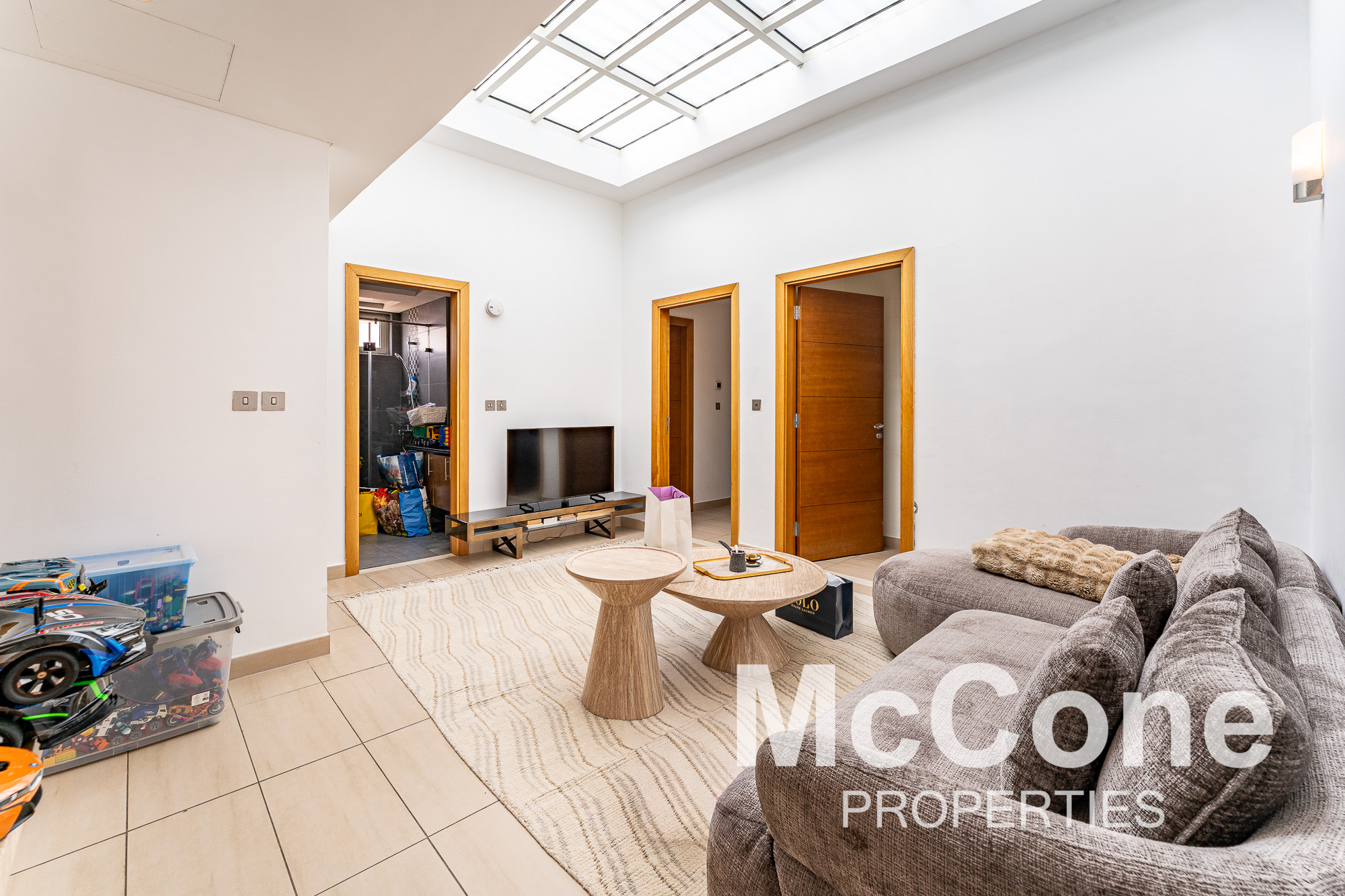 4 Bedroom Villa for Rent in Legacy Nova Villas, Jumeirah Park — photograph 15 of 30