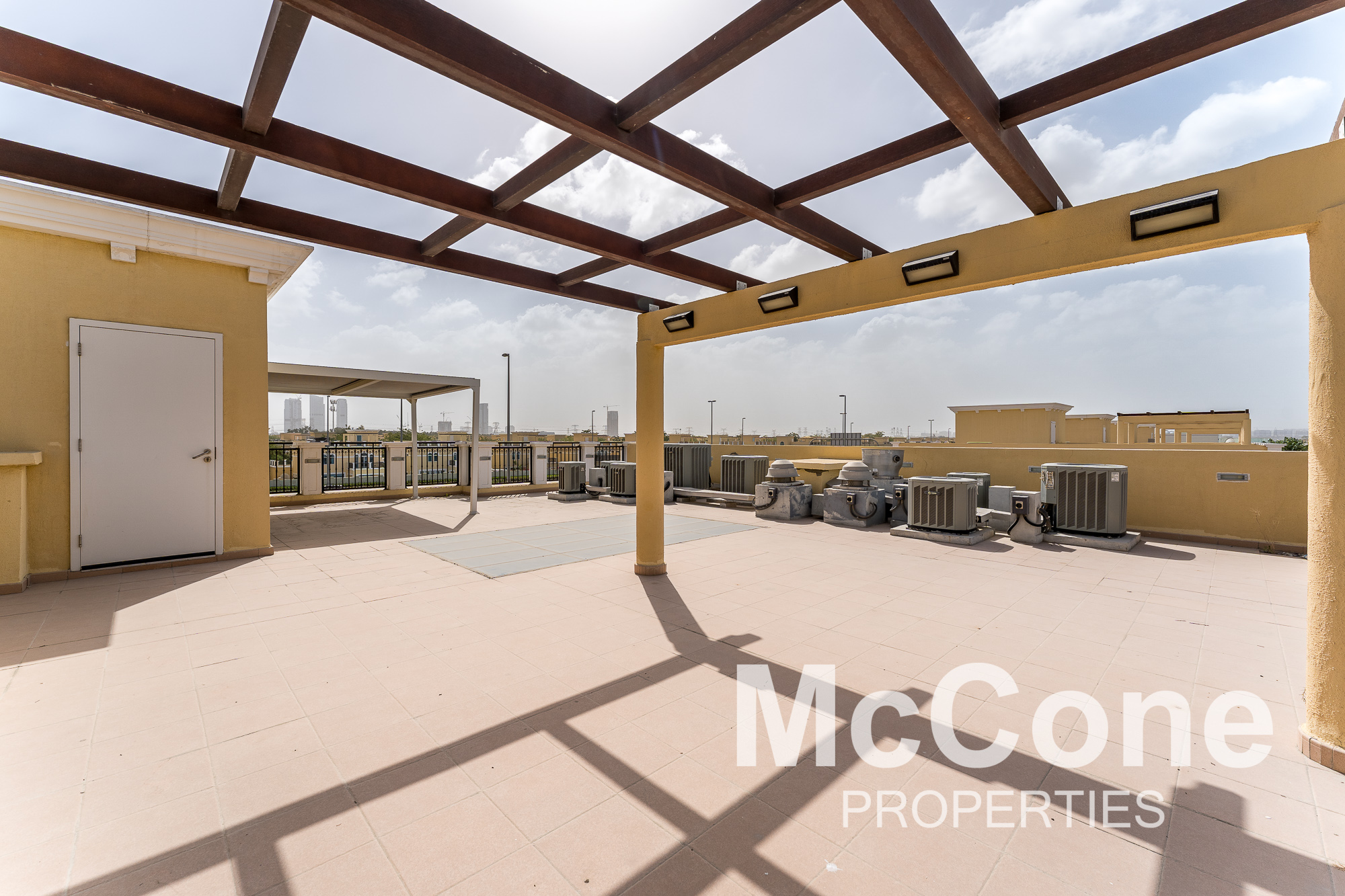 4 Bedroom Villa for Rent in Legacy Nova Villas, Jumeirah Park — photograph 27 of 30