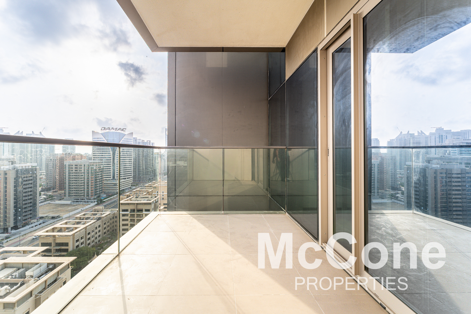 1 Bedroom Apartment for Rent in The Onyx Tower 2, Greens — photograph 16 of 19