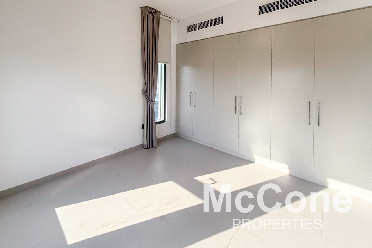4 Bedroom Townhouse for Rent in Sun, Arabian Ranches 3 — photograph 14 of 26