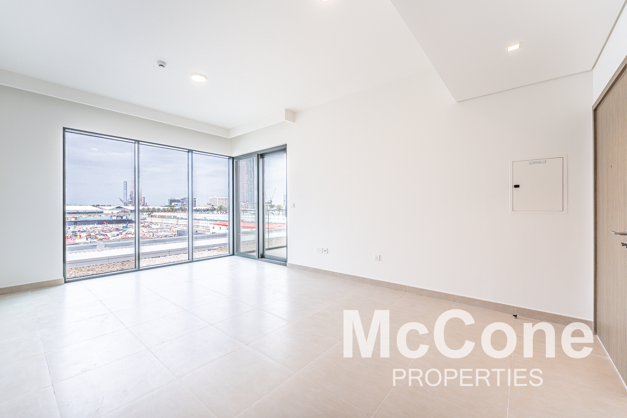 2 Bedroom Apartment for Rent in Seagate Building 3, Mina Rashid — photo 2 of 22