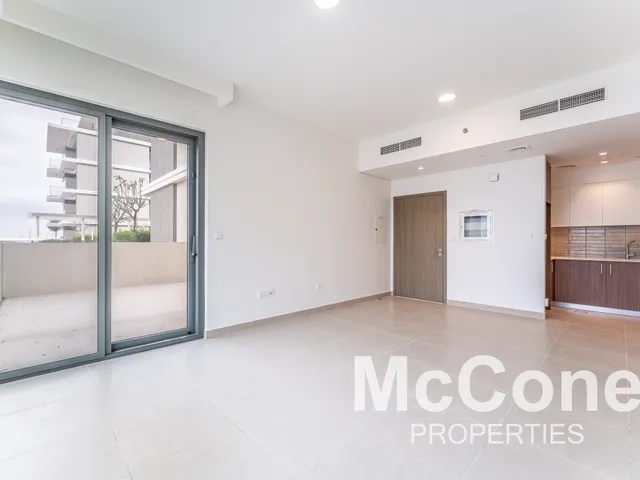 2 Bedroom Apartment for Rent in Seagate Building 3, Mina Rashid