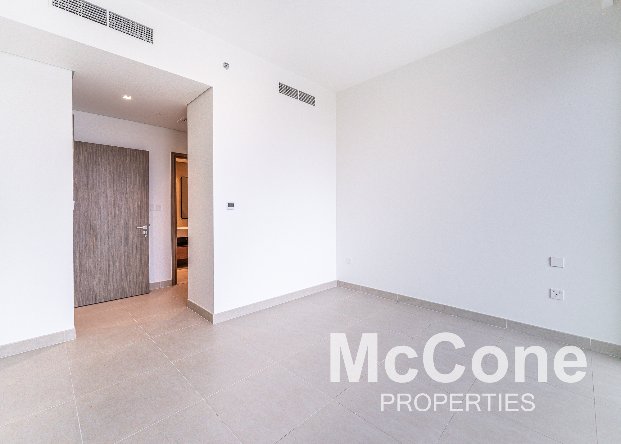 2 Bedroom Apartment for Rent in Seagate Building 3, Mina Rashid — photograph 10 of 22