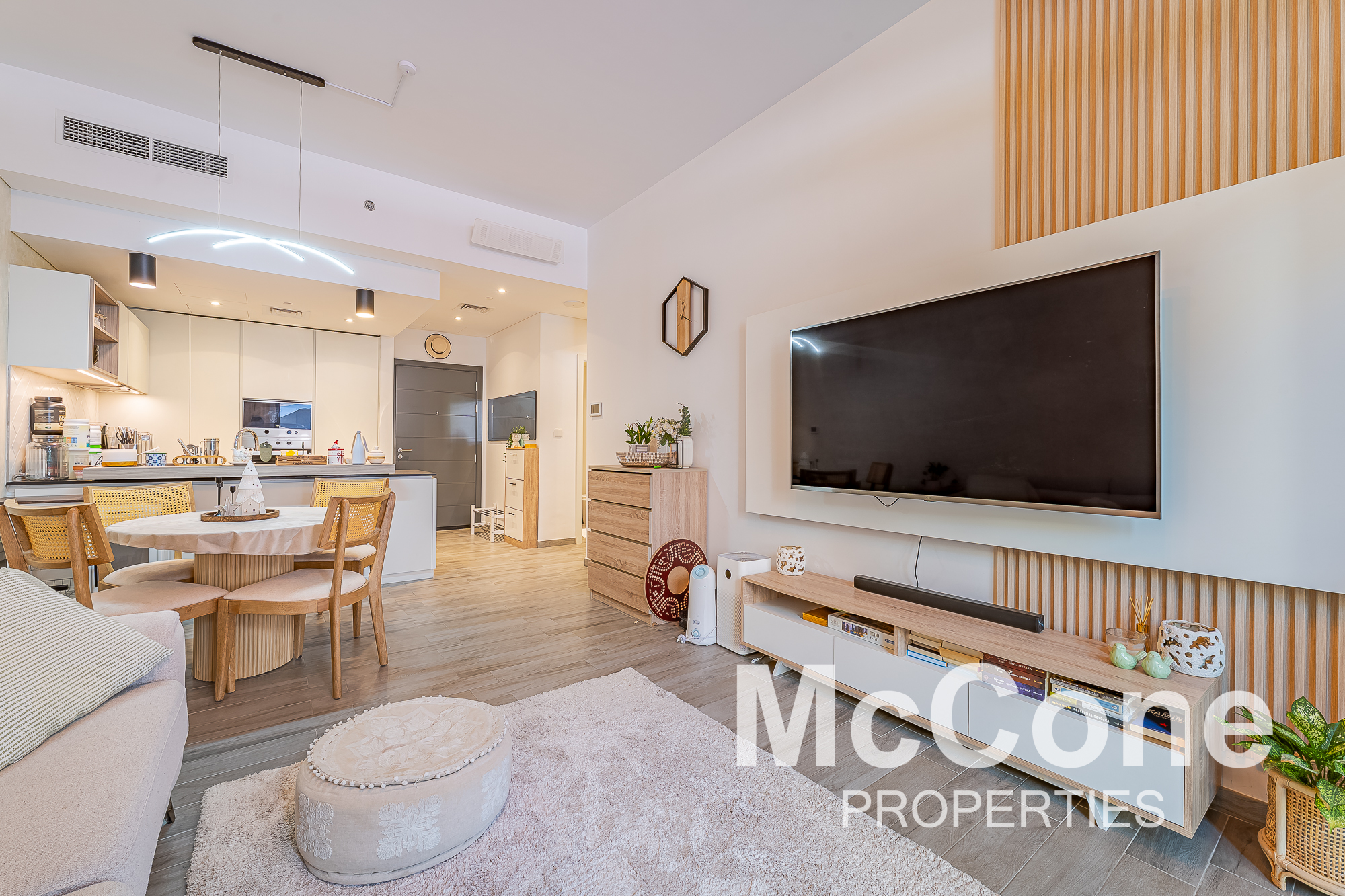 1 Bedroom Apartment for Rent in Belgravia Square, Jumeirah Village Circle