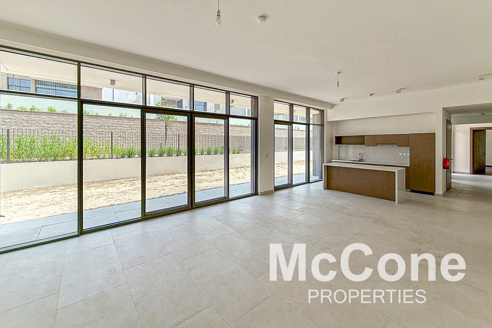 5 Bedroom Villa for Rent in Tilal Al Furjan, Al Furjan — photo 4 of 26