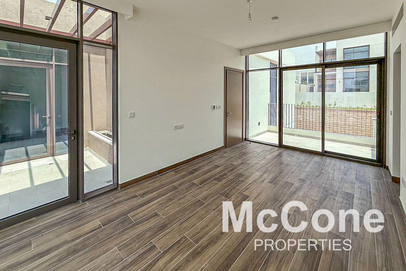 5 Bedroom Villa for Rent in Tilal Al Furjan, Al Furjan — photograph 16 of 26