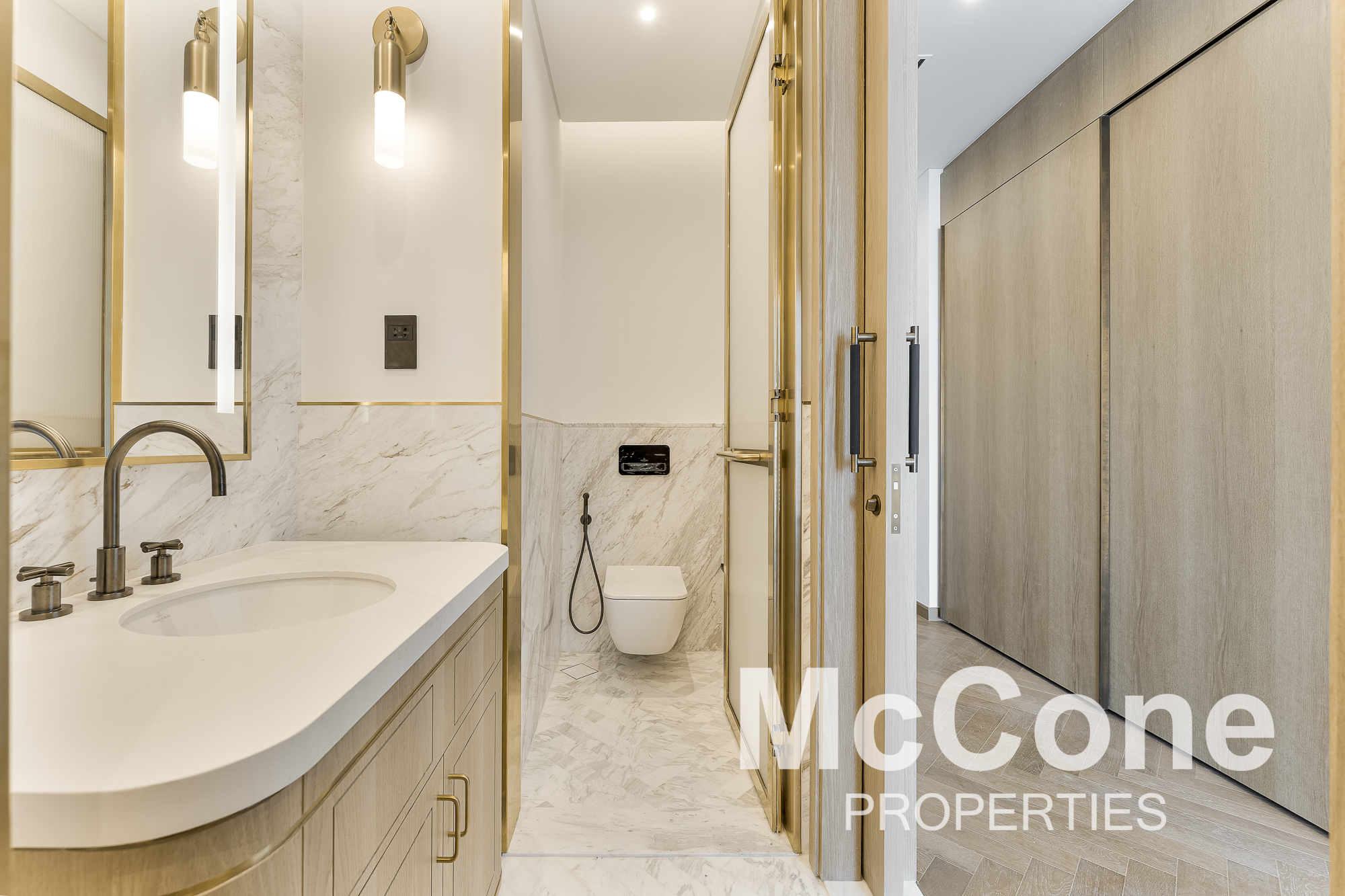 4 Bedroom Apartment for Rent in Jumeirah Living Business Bay, Business Bay — photograph 13 of 30