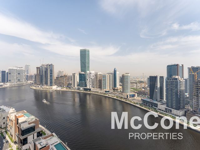 4 Bedroom Apartment for Rent in Jumeirah Living Business Bay, Business Bay