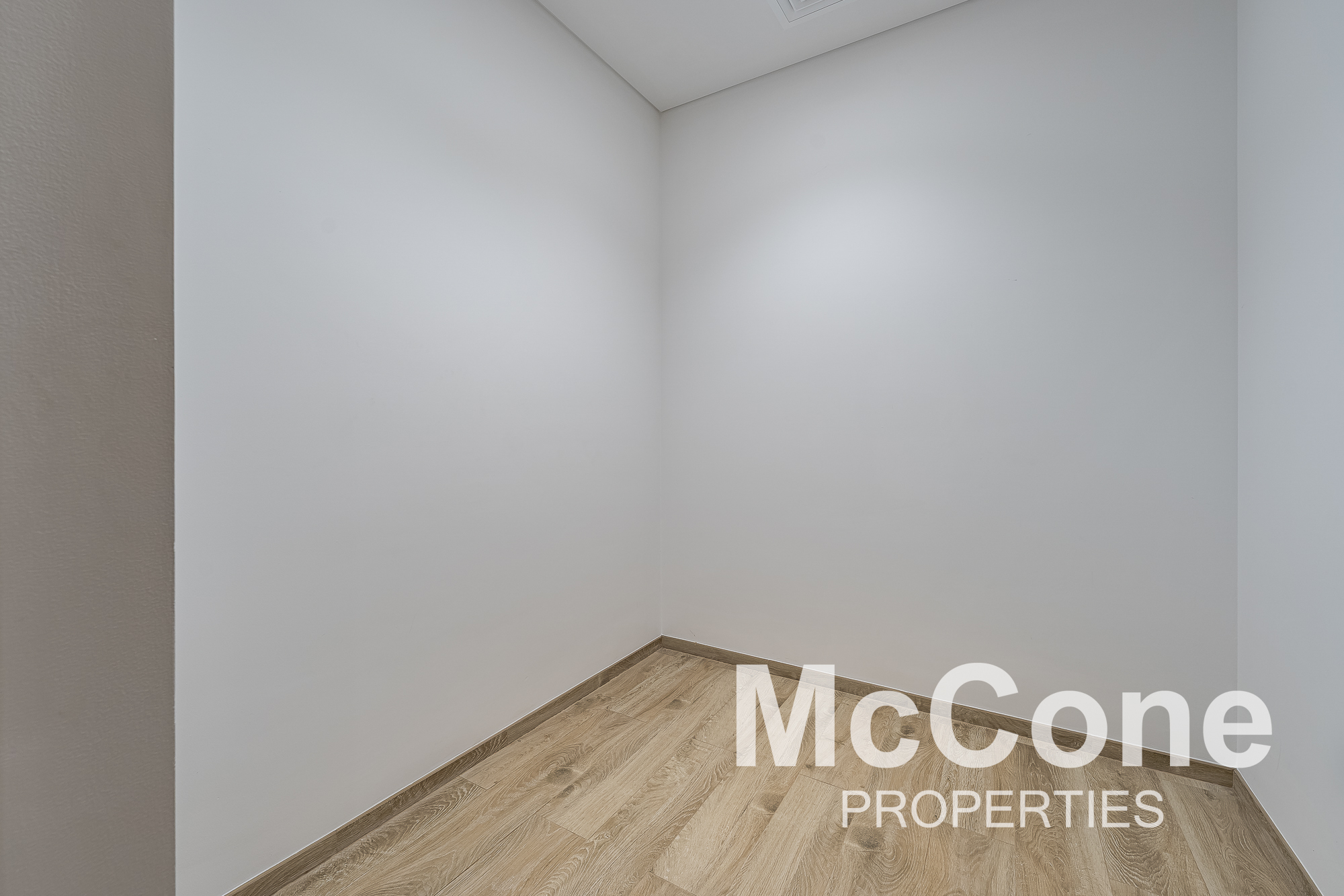 3 Bedroom Apartment for Rent in Jumeirah Living Business Bay, Business Bay — photo 9 of 30