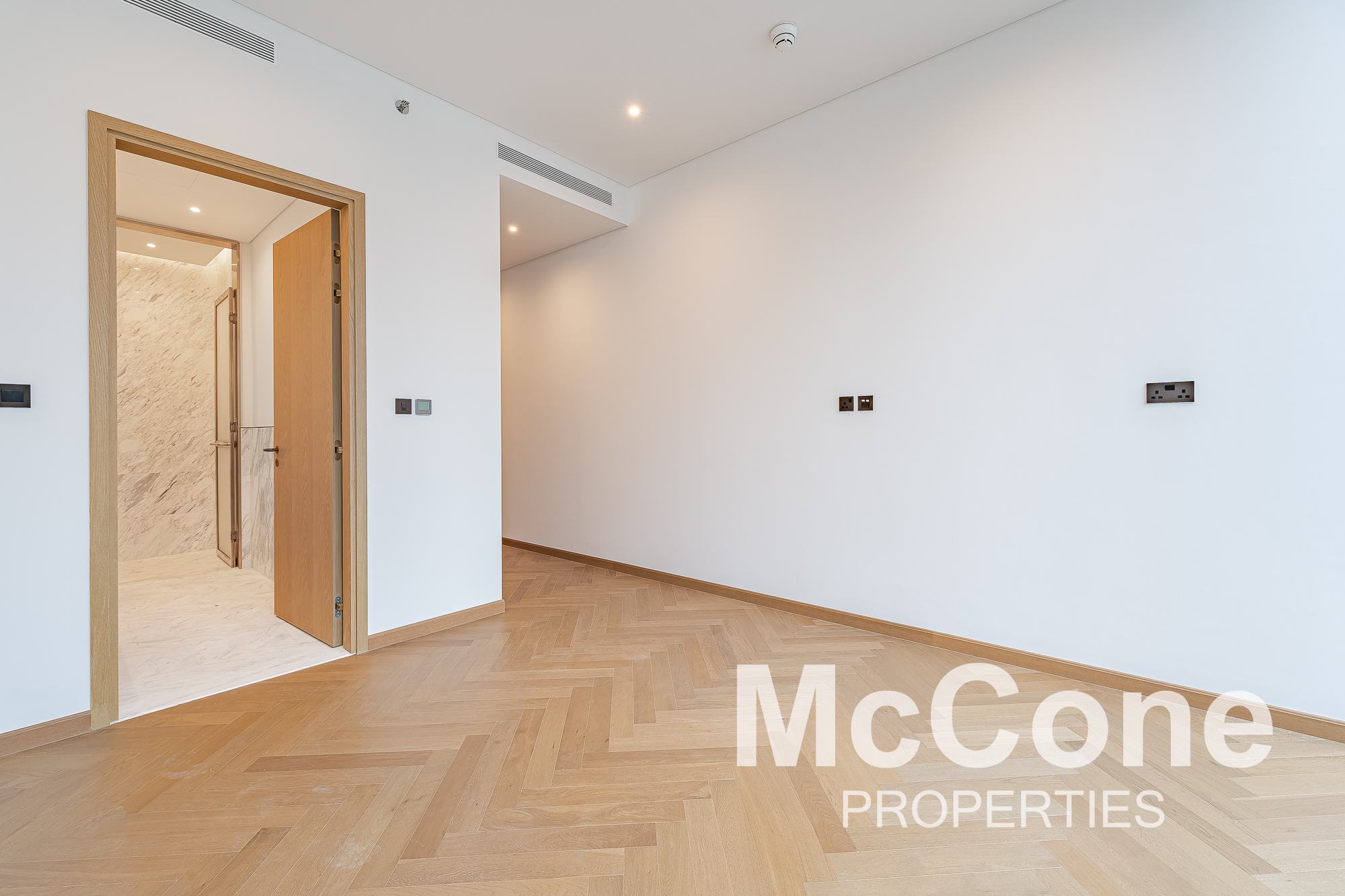 3 Bedroom Apartment for Rent in Jumeirah Living Business Bay, Business Bay — photograph 10 of 30