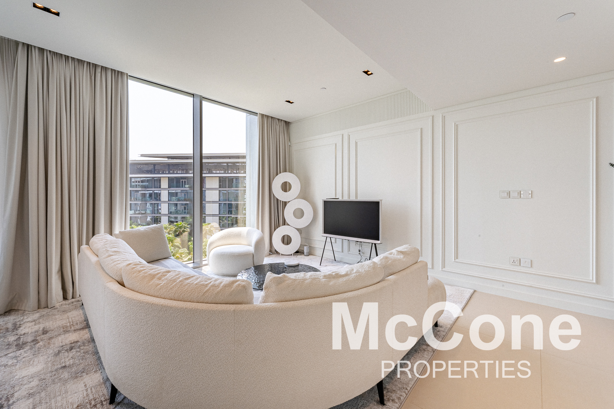 2 Bedroom Apartment for Rent in Apartment Building 8, Bluewaters — photo 3 of 19