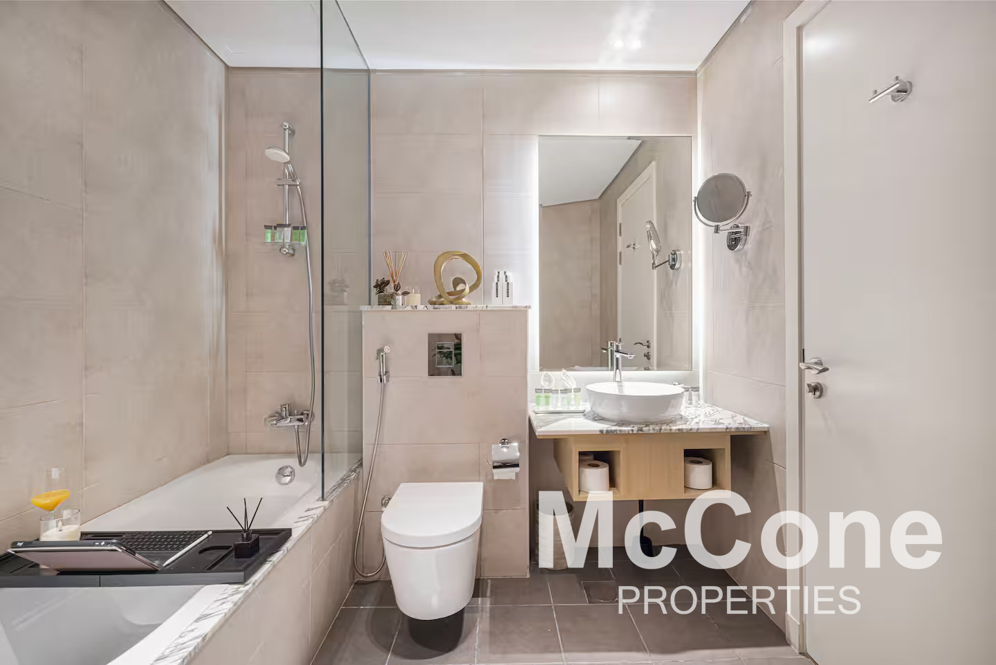 1 Bedroom Apartment for Rent in Paramount Tower Hotel & Residences, Business Bay — photograph 16 of 19
