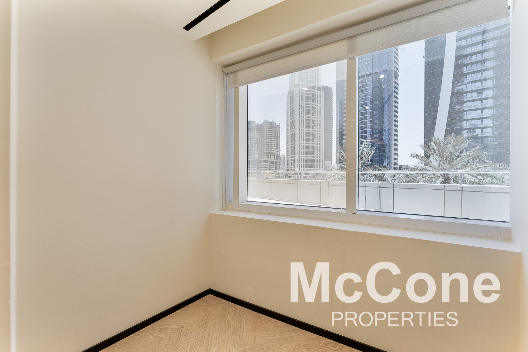 Office for Rent in One Lake Plaza, Jumeirah Lake Towers — photograph 13 of 13