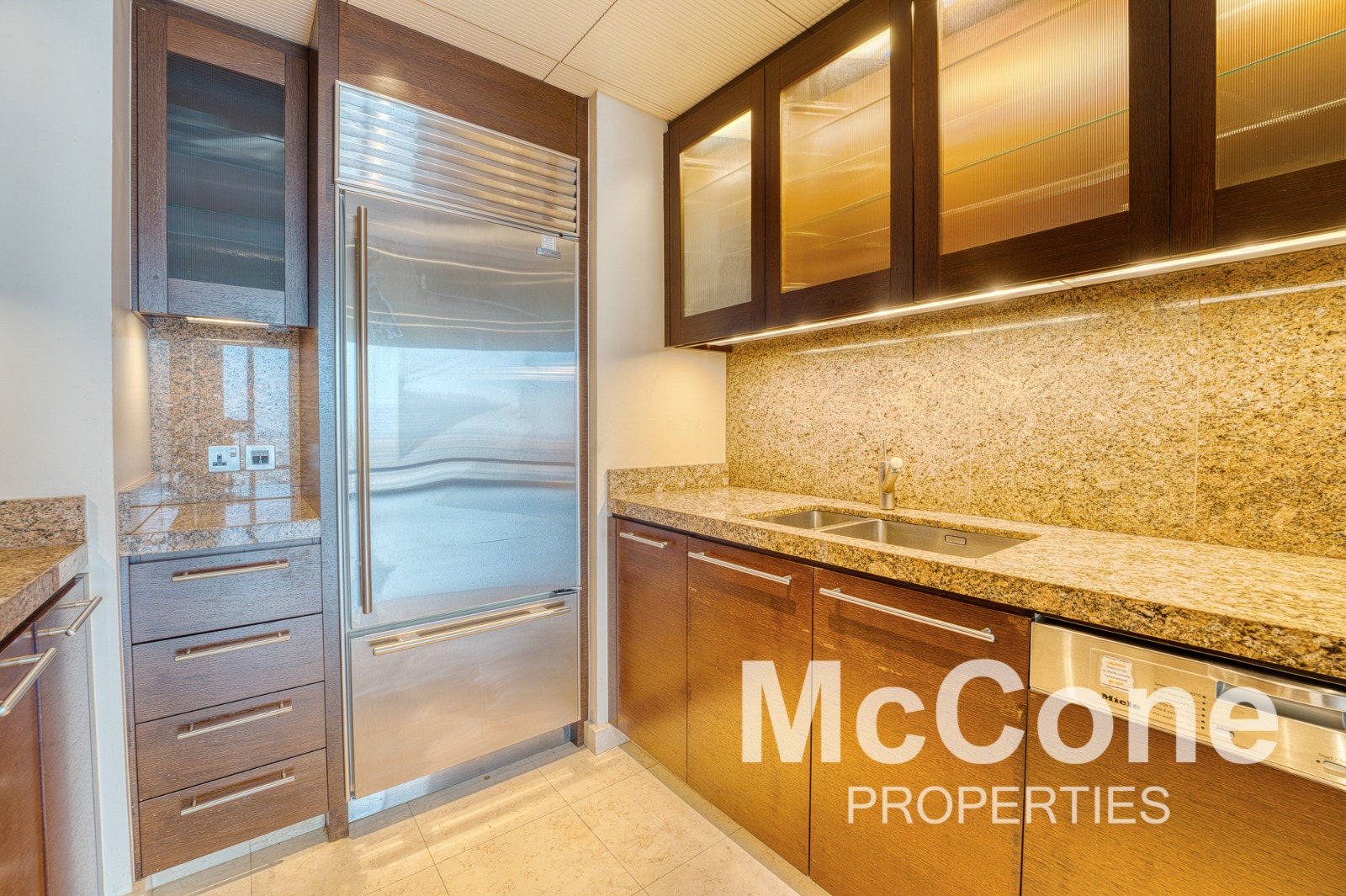 1 Bedroom Apartment for Rent in Burj Khalifa, Downtown Dubai — photo 5 of 15