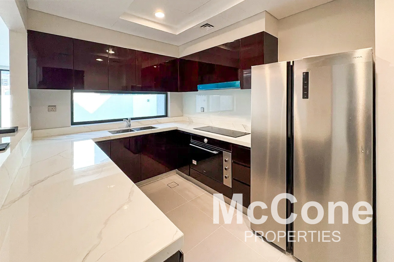 6 Bedroom Villa for Rent in Silver Springs 3, DAMAC Hills — photo 4 of 24