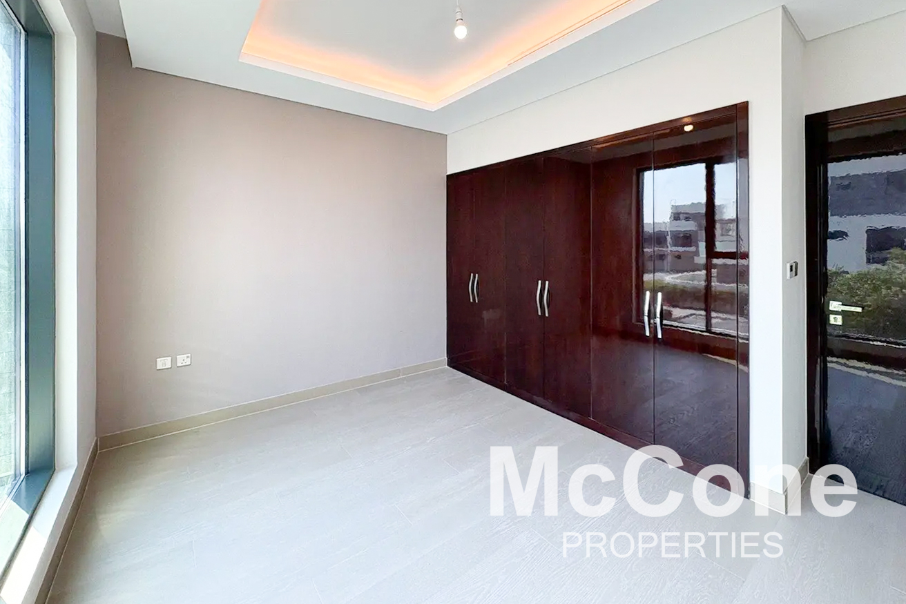 6 Bedroom Villa for Rent in Silver Springs 3, DAMAC Hills — photo 7 of 24