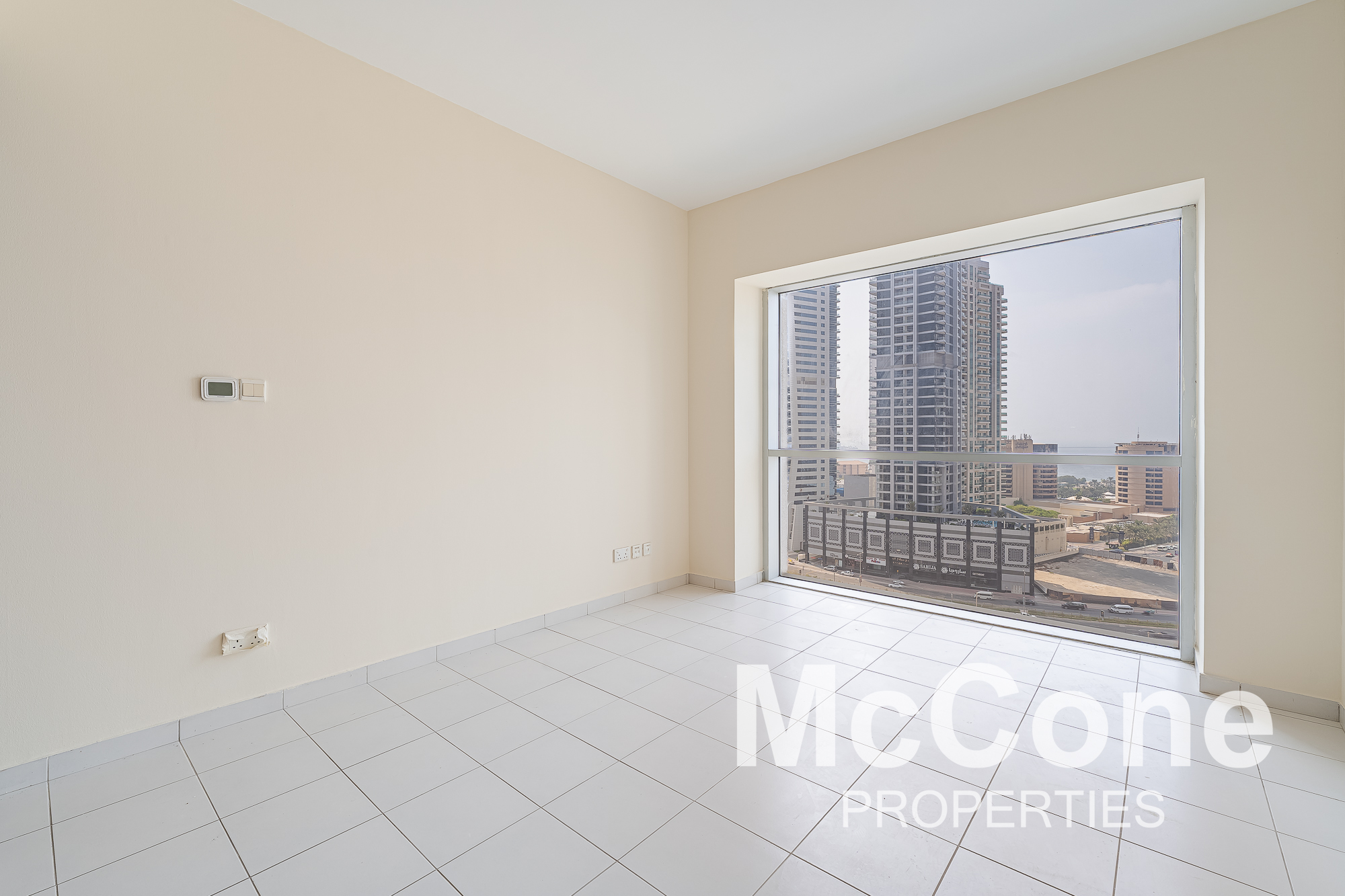 1 Bedroom Apartment for Rent in Marina Tower, Dubai Marina — photo 6 of 15
