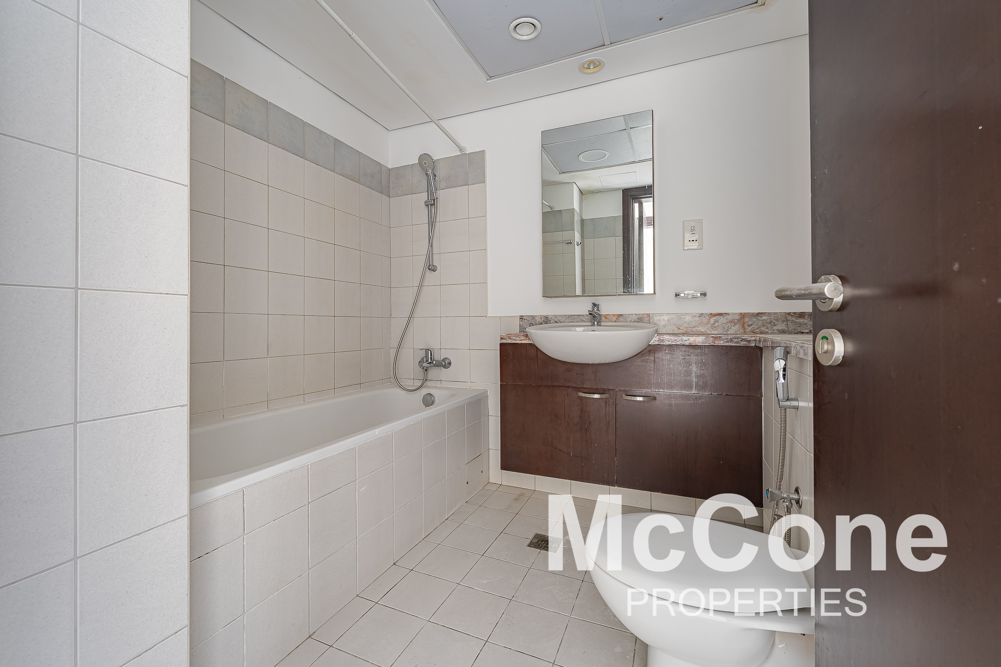 1 Bedroom Apartment for Rent in Marina Tower, Dubai Marina — photograph 10 of 15