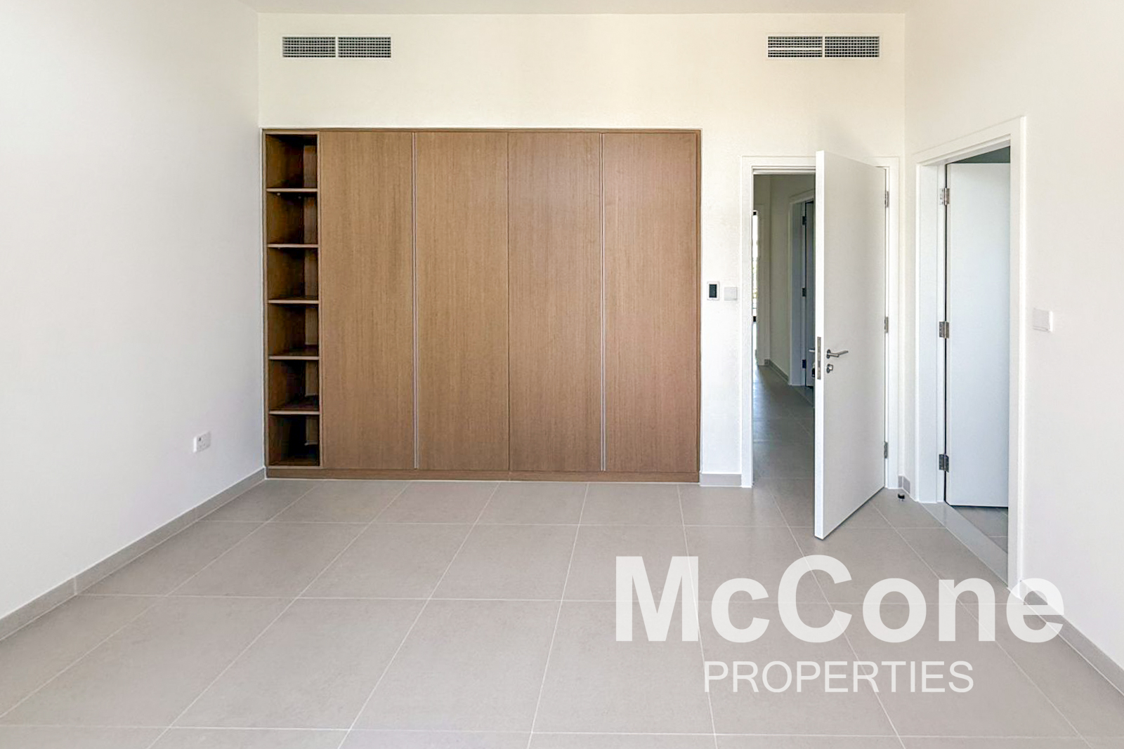 3 Bedroom Townhouse for Rent in Greenview 3, Dubai South (Dubai World Central) — photo 6 of 18