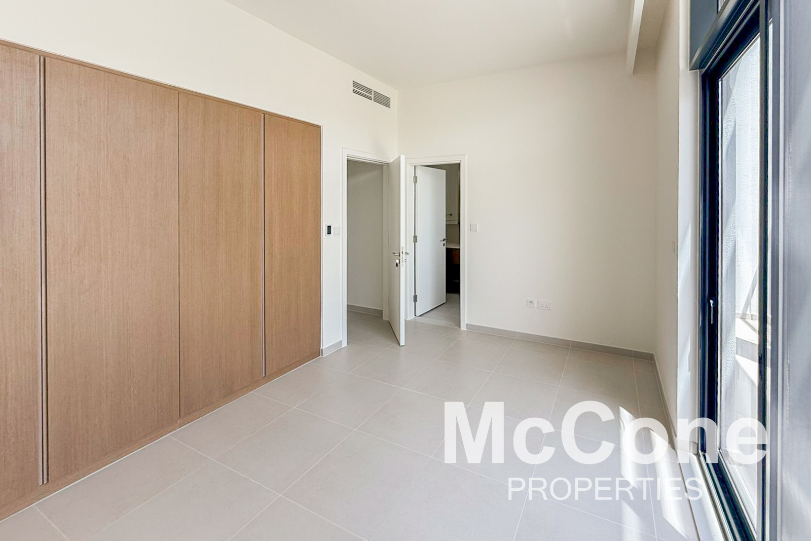 3 Bedroom Townhouse for Rent in Greenview 3, Dubai South (Dubai World Central) — photo 7 of 18
