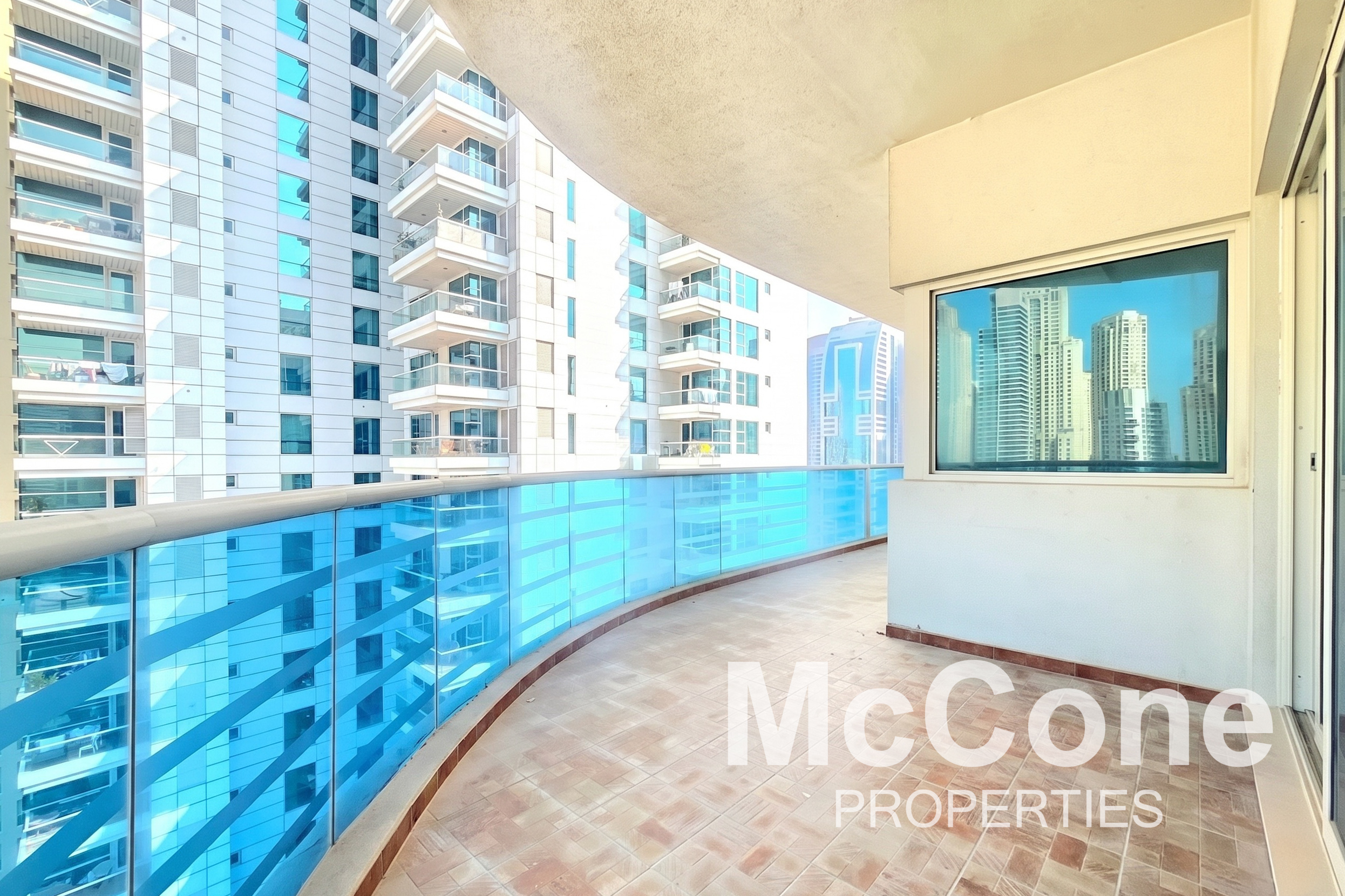 2 Bedroom Apartment for Rent in Cascades Tower, Dubai Marina — photograph 12 of 12