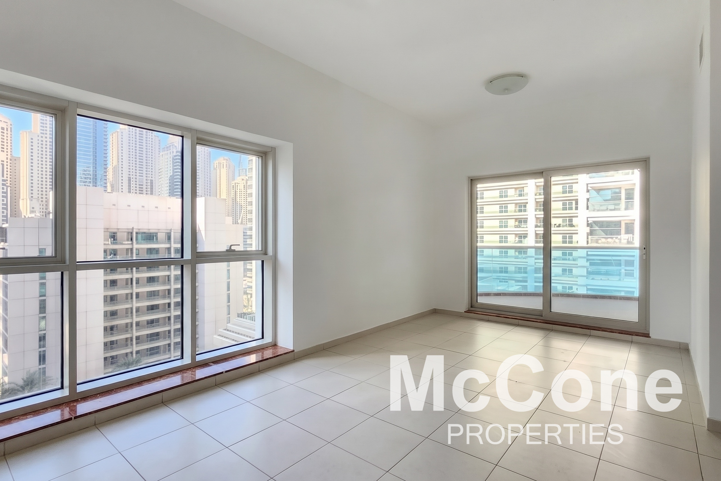 2 Bedroom Apartment for Rent in Cascades Tower, Dubai Marina — photo 6 of 12